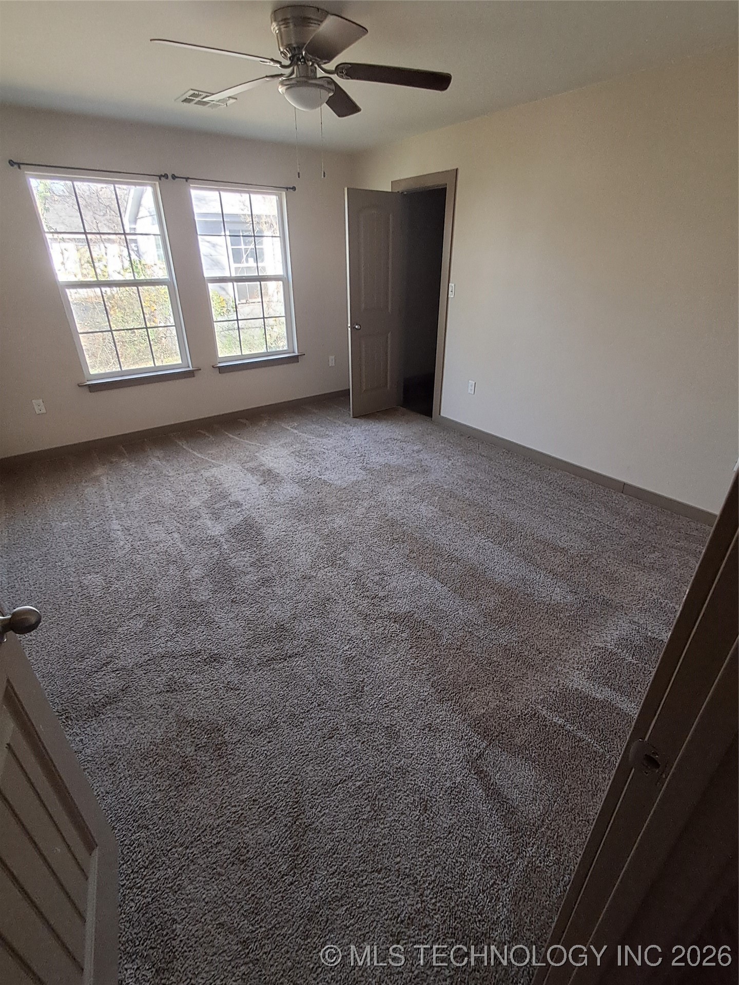 210 9th Se Property Photo 9