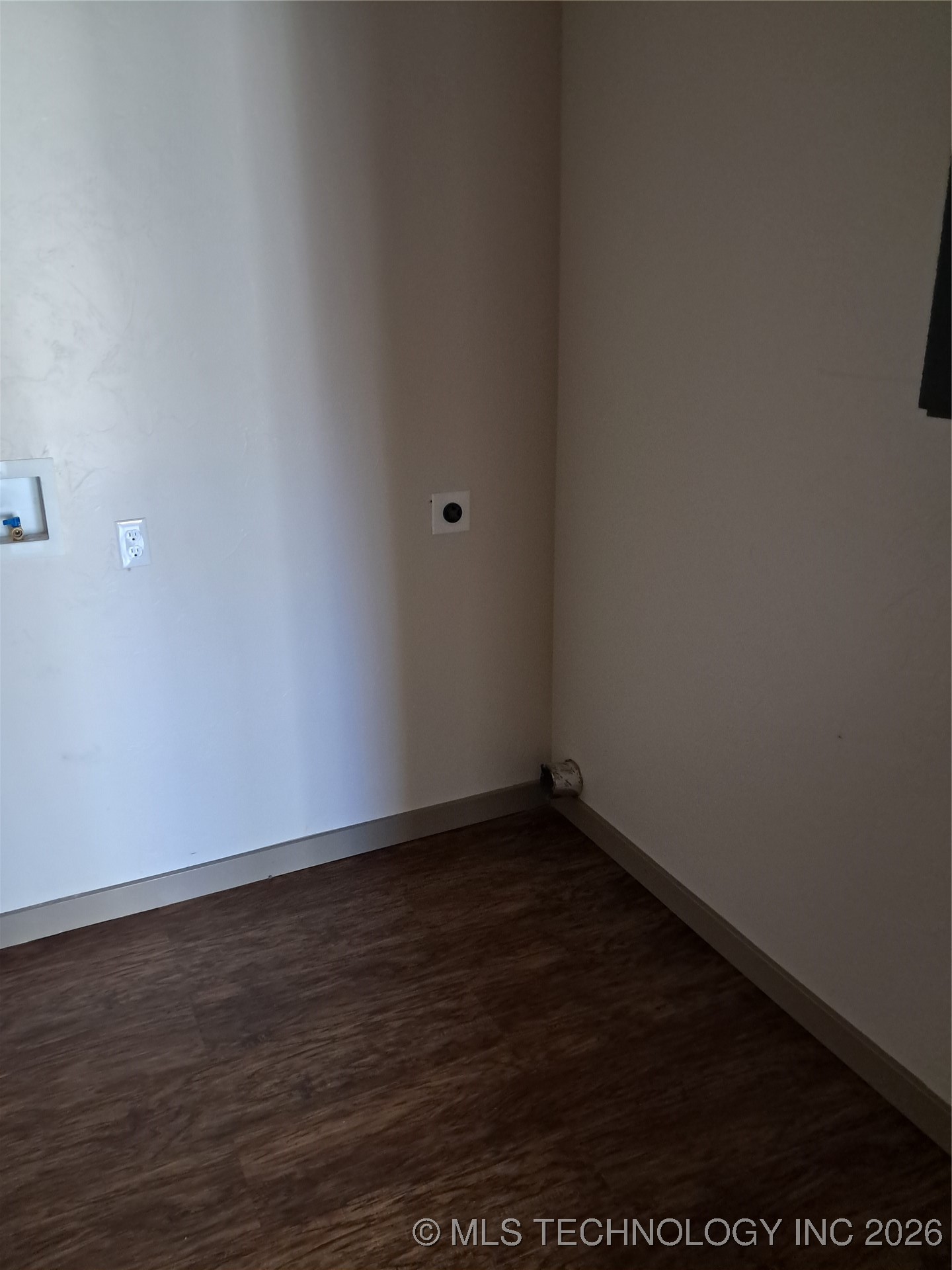 210 9th Se Property Photo 22