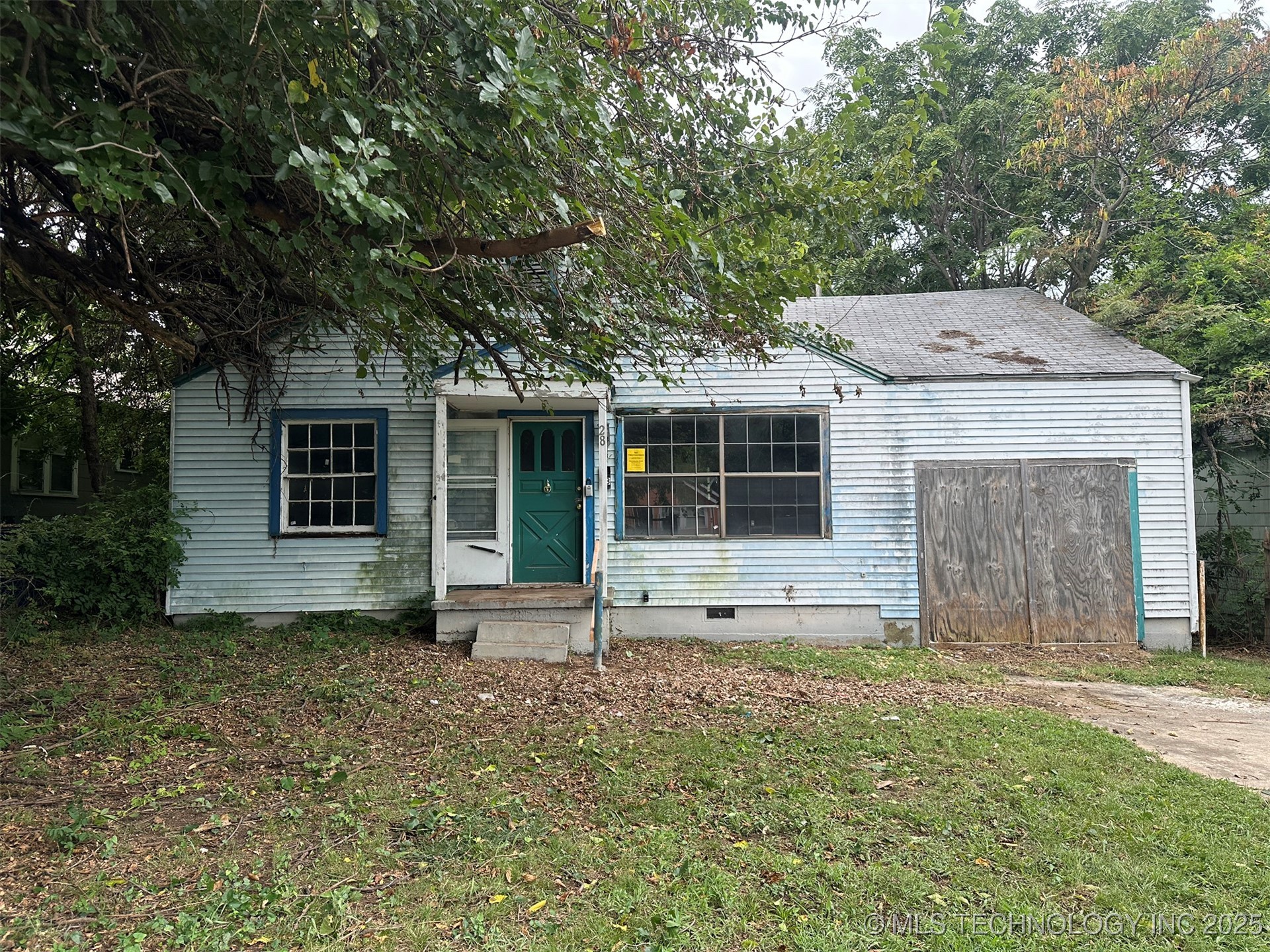 28 S Toledo Avenue Property Photo 2