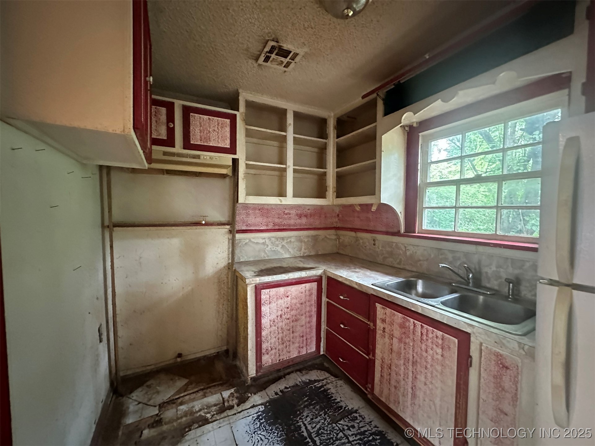 28 S Toledo Avenue Property Photo 19