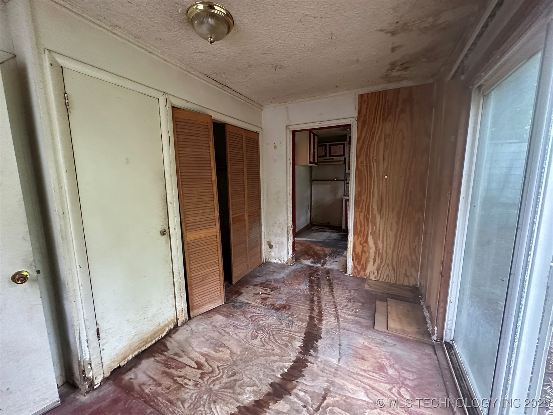 28 S Toledo Avenue Property Photo 22