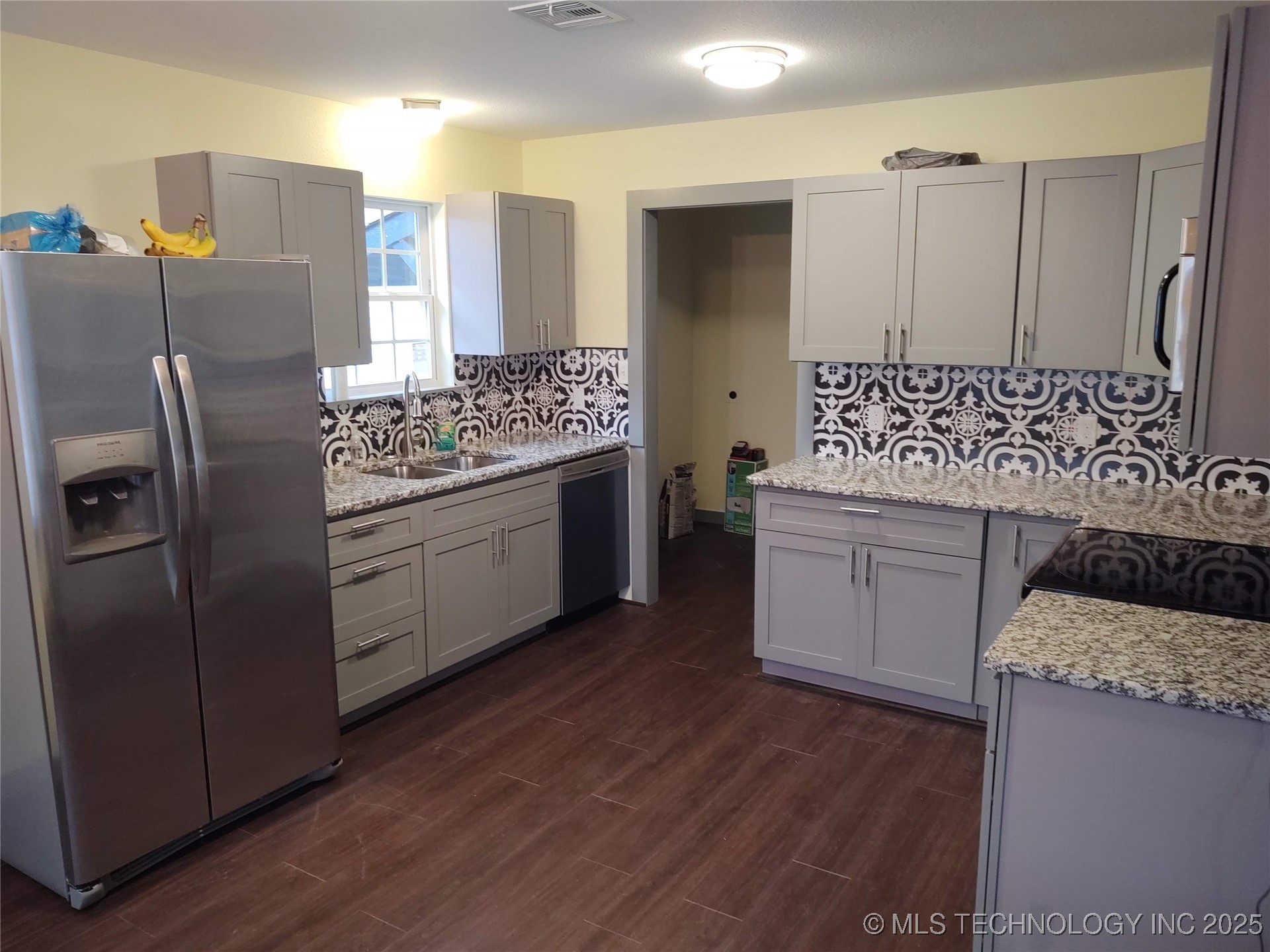 837 C Se Property Photo 6