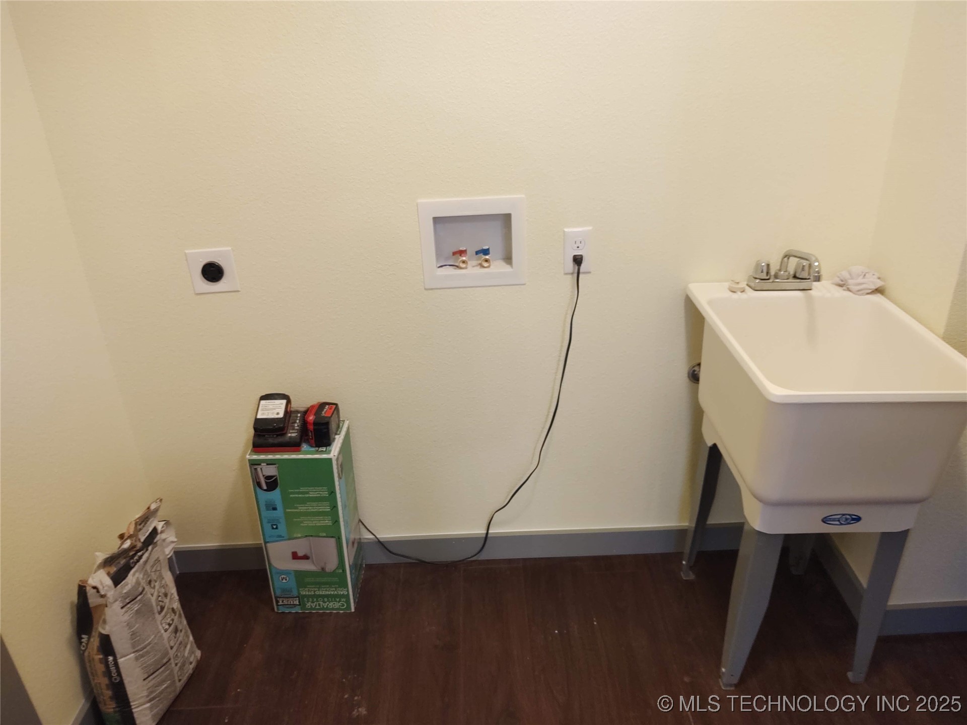 837 C Se Property Photo 15