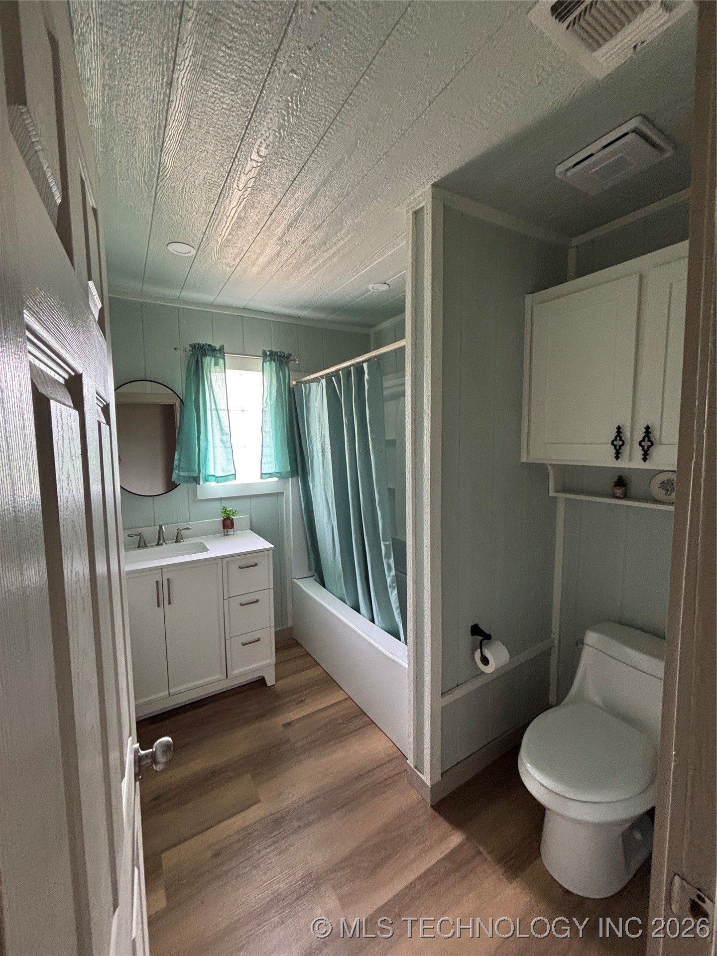 108 W Bryan Avenue Property Photo 28