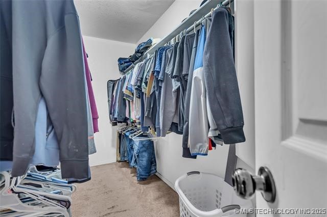 2517 Westwood Court Property Photo 9