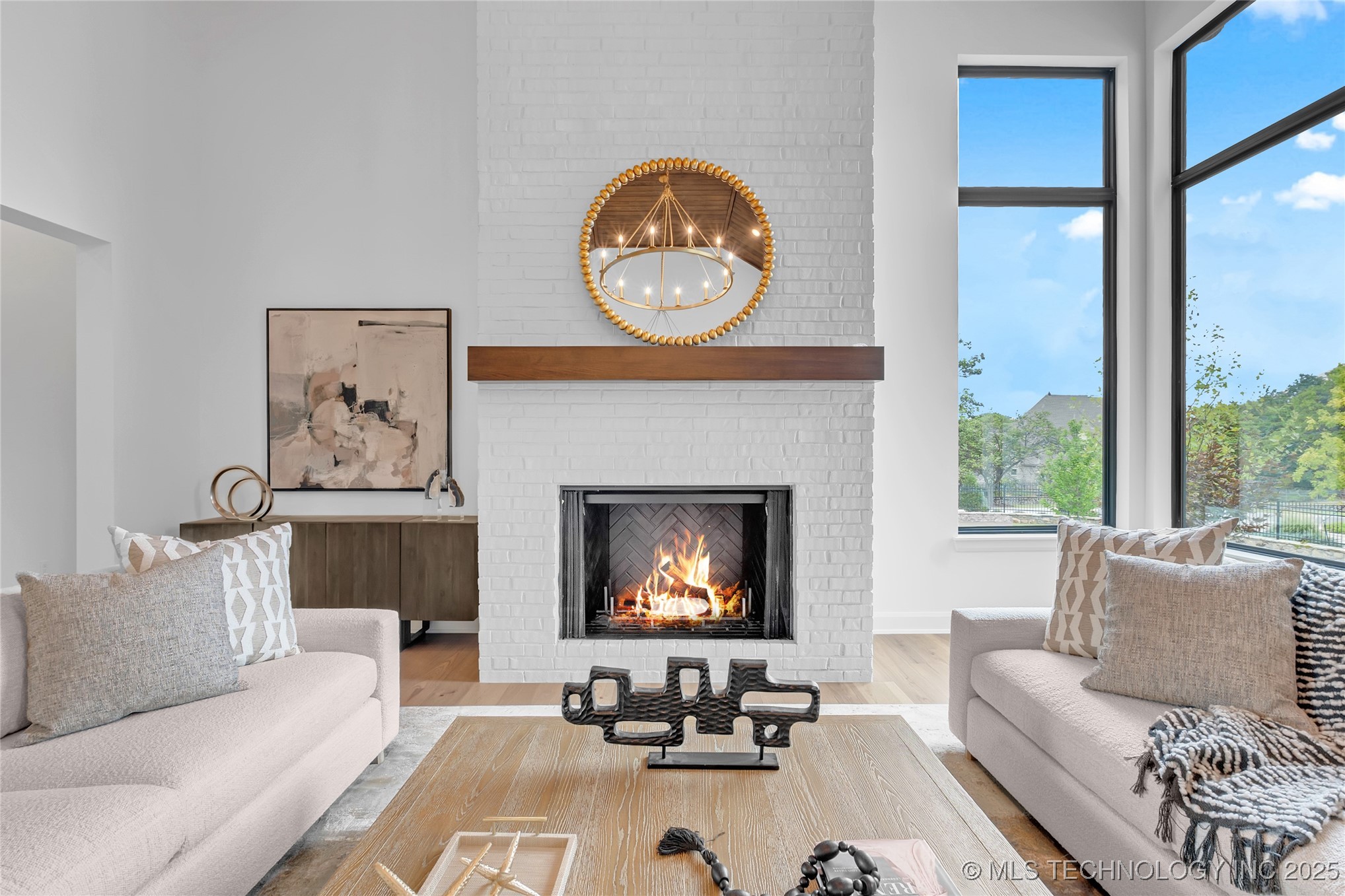 10604 S Holley Street Property Photo 13