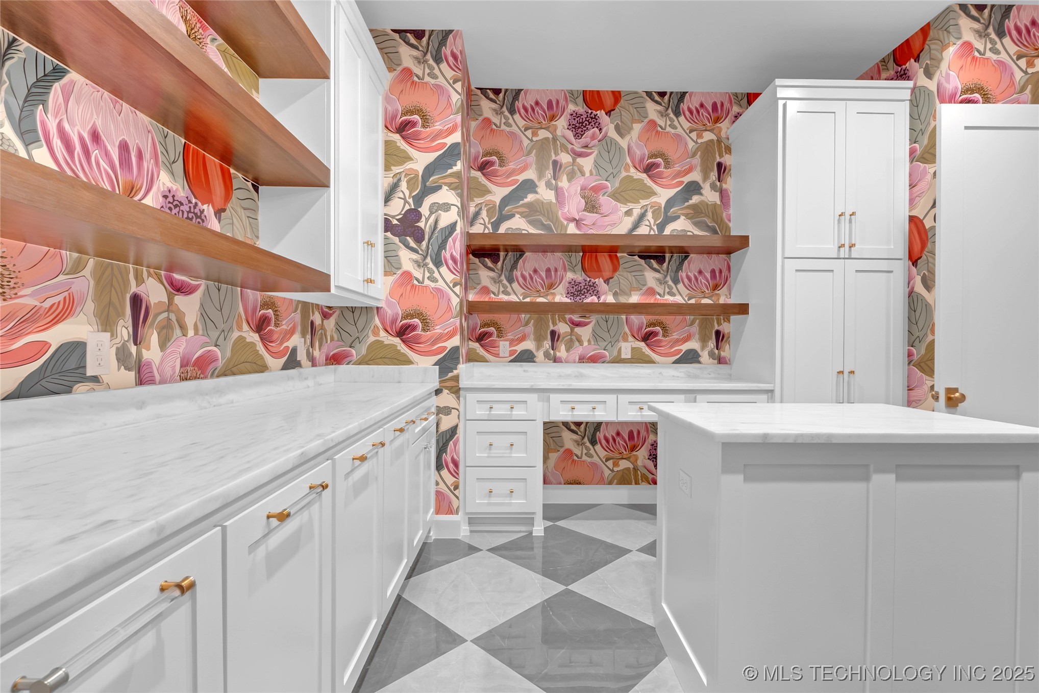 10604 S Holley Street Property Photo 37