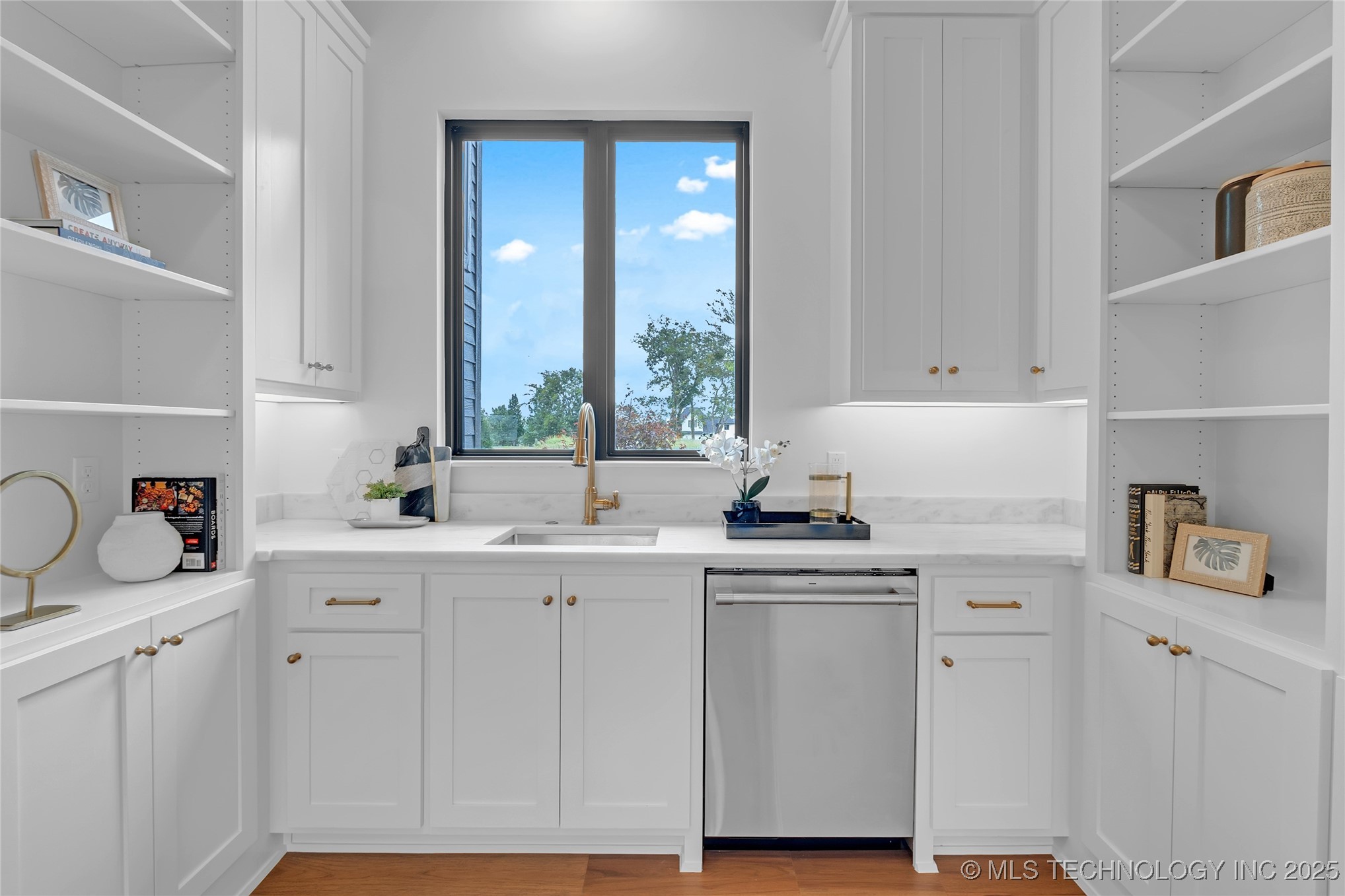 10604 S Holley Street Property Photo 41