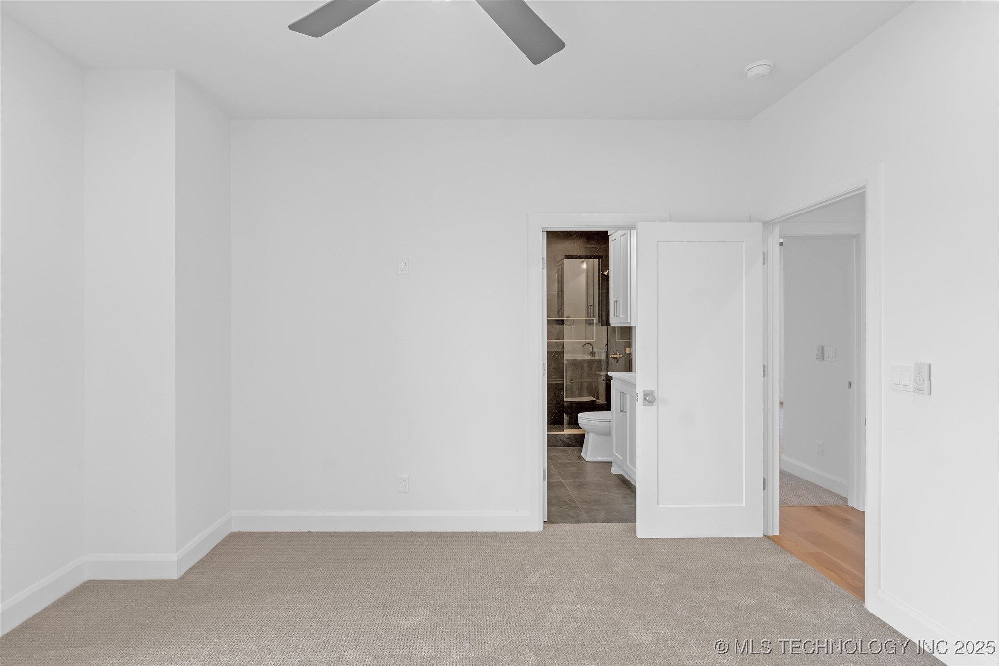 10604 S Holley Street Property Photo 59