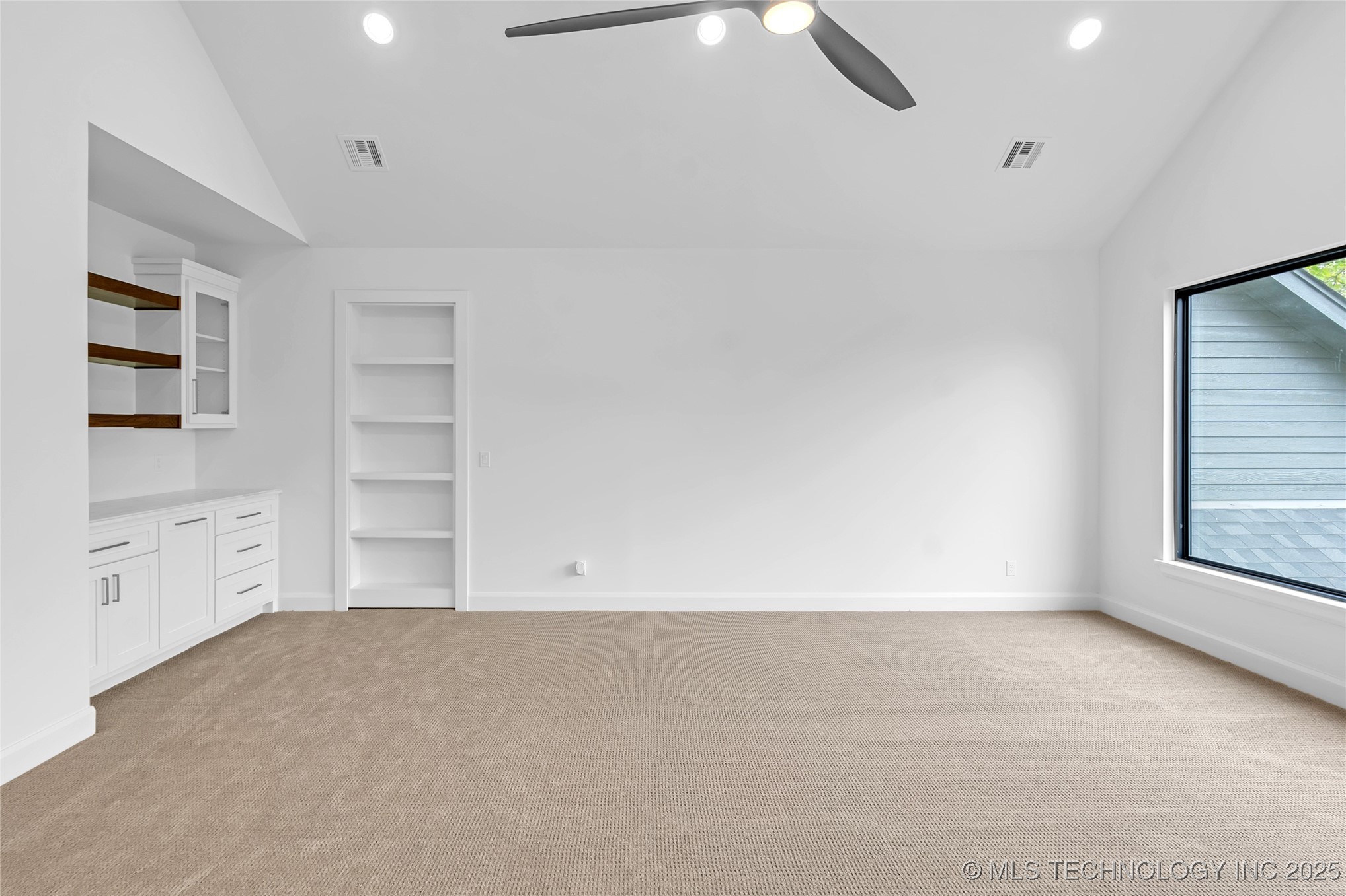 10604 S Holley Street Property Photo 64