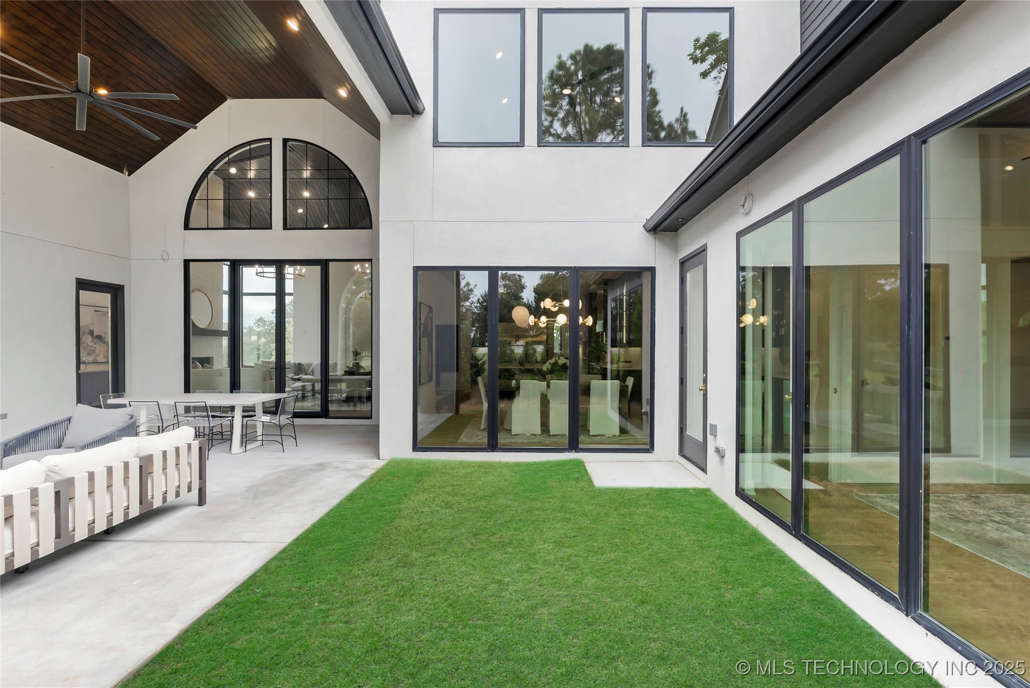 10604 S Holley Street Property Photo 69