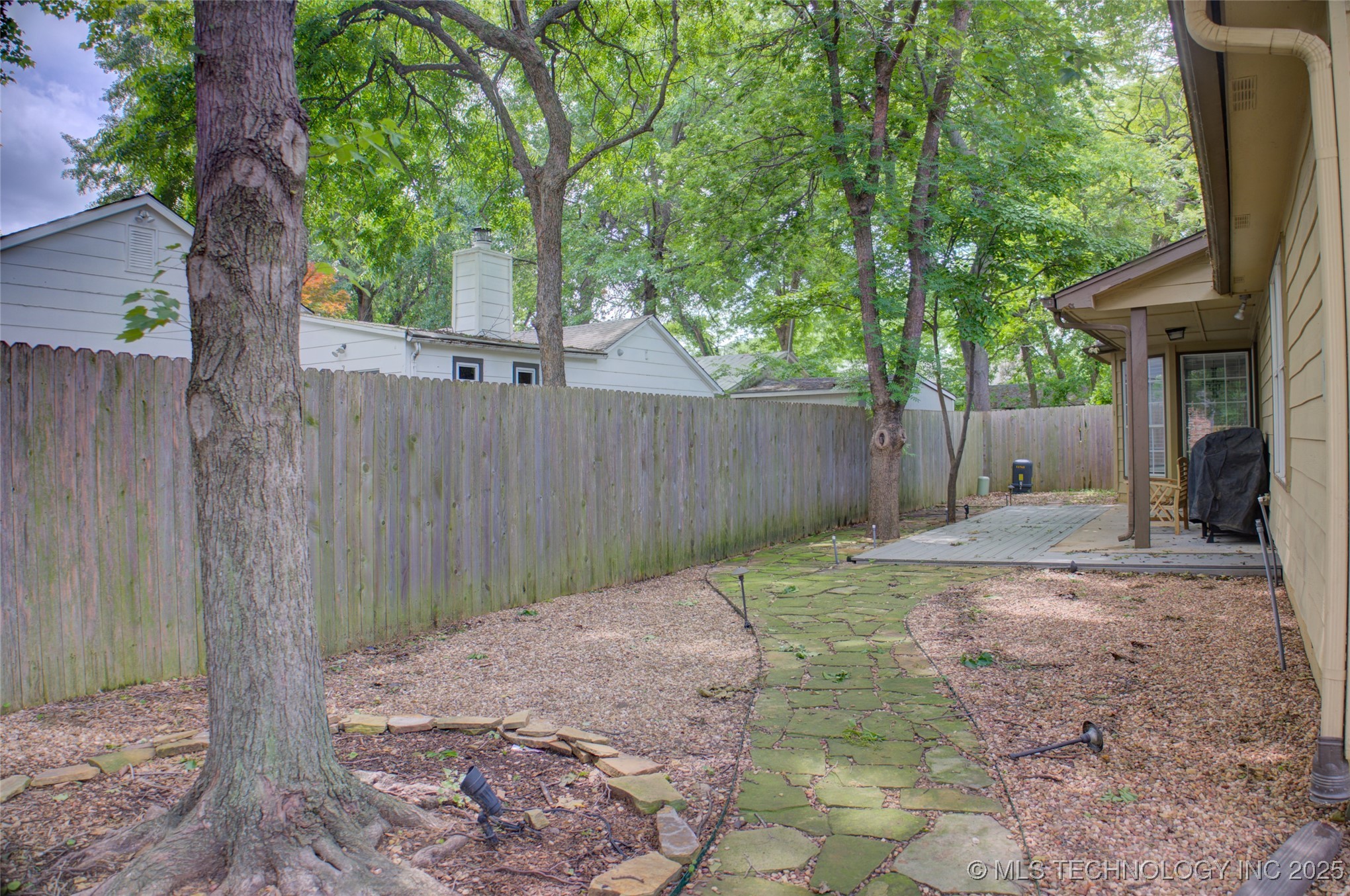 5512 S Columbia Court Property Photo 39