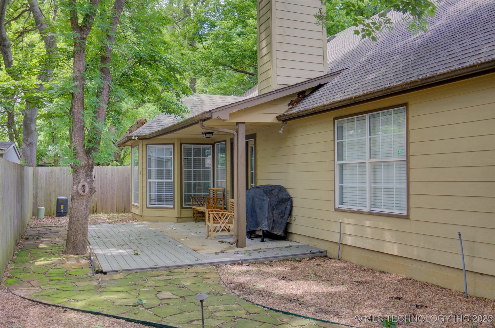 5512 S Columbia Court Property Photo 40