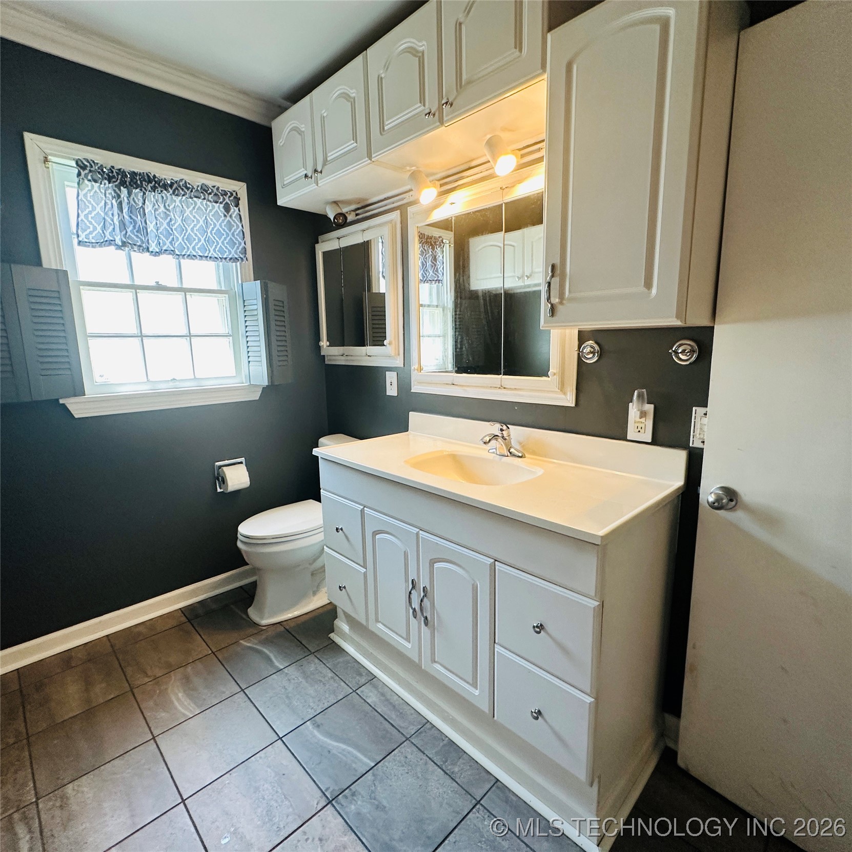 141 N College Avenue Property Photo 19