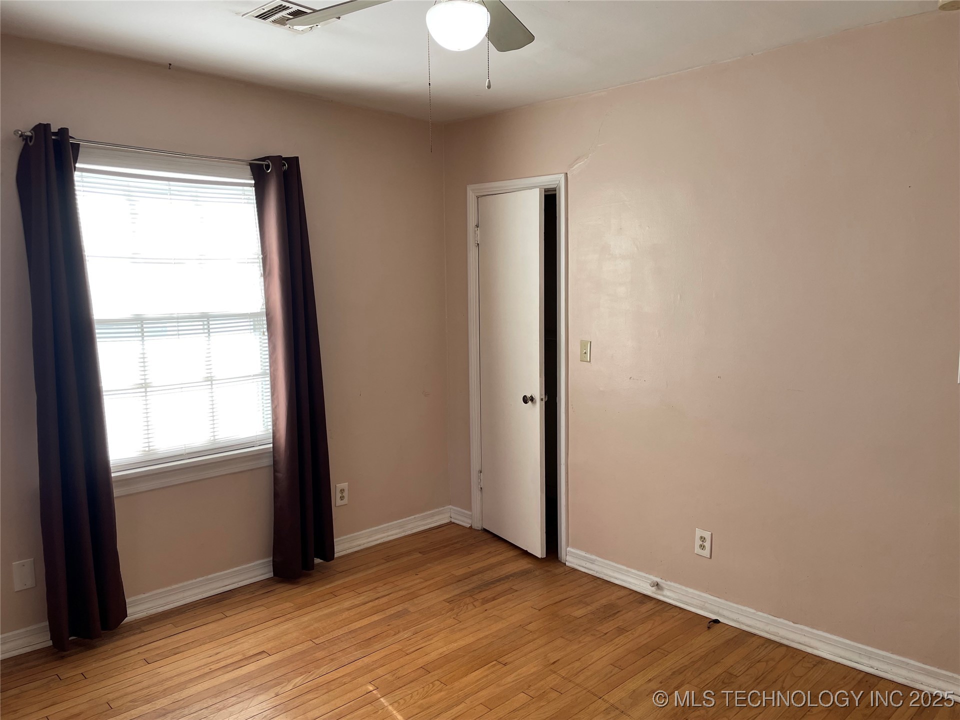 141 N College Avenue Property Photo 25