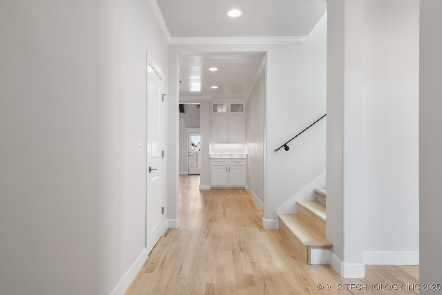 8009 E 146th East Avenue Property Photo 3