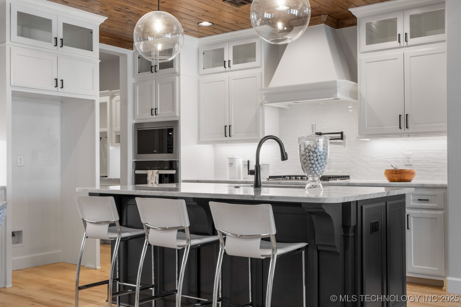 7918 N 145th East Court Property Photo 10