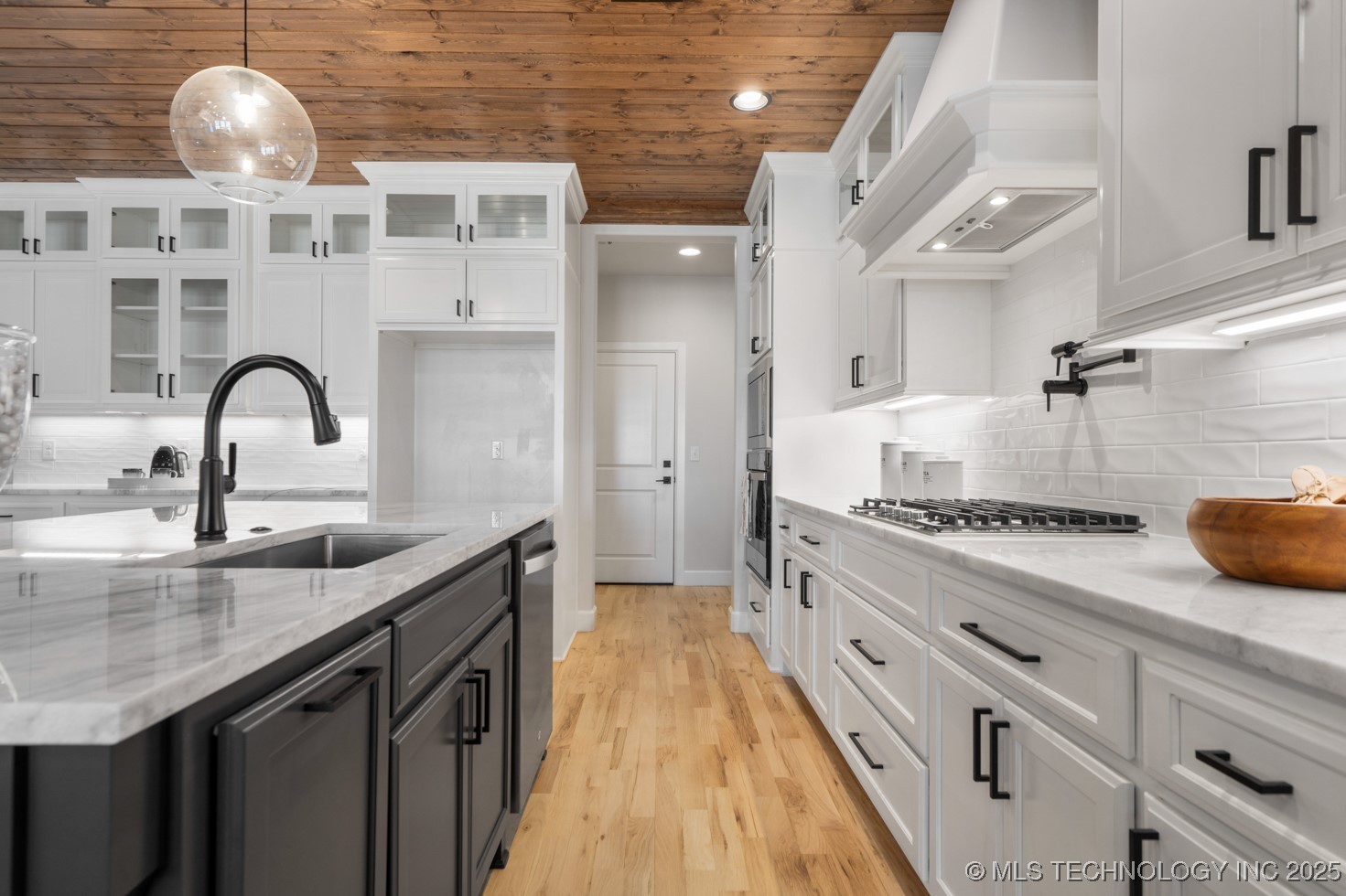 7918 N 145th East Court Property Photo 11