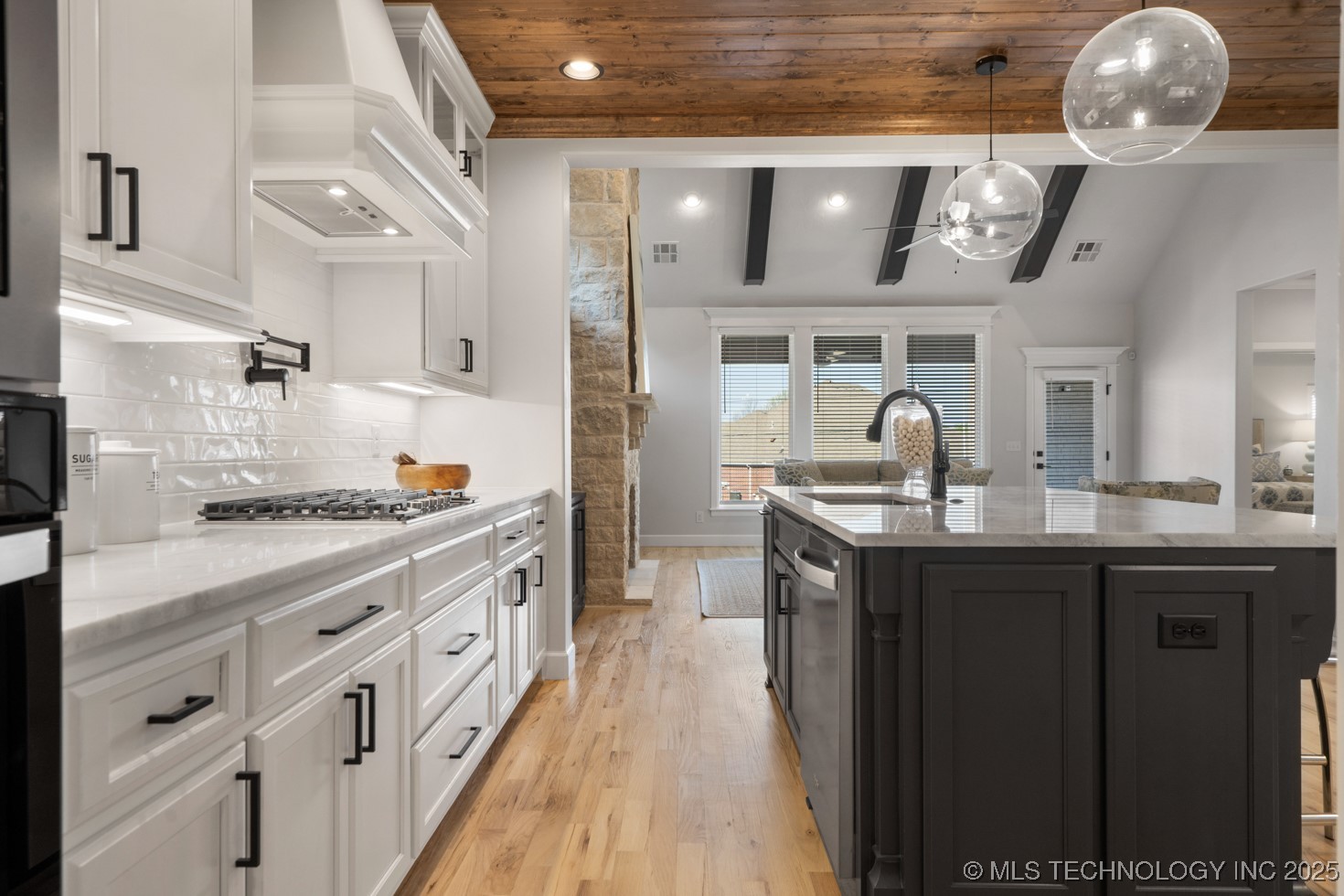 7918 N 145th East Court Property Photo 12