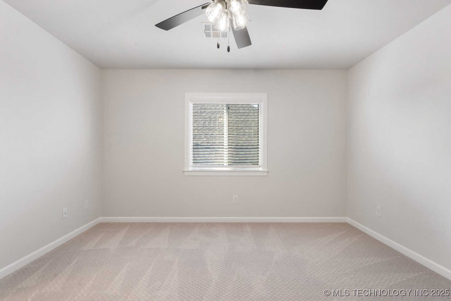 7918 N 145th East Court Property Photo 31