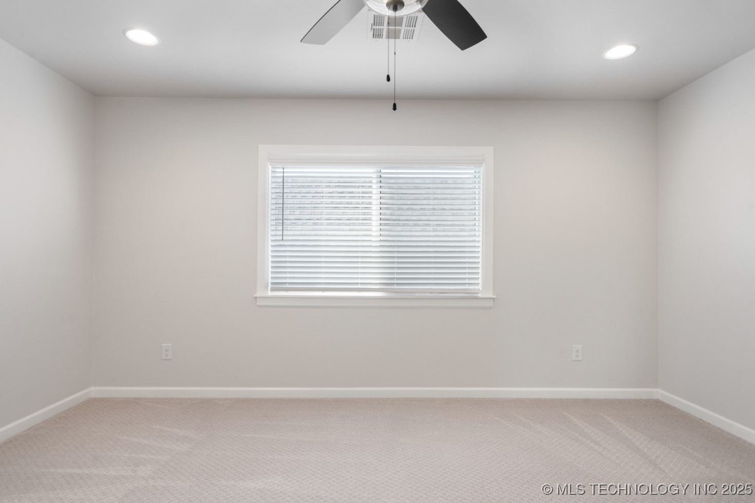 7918 N 145th East Court Property Photo 34