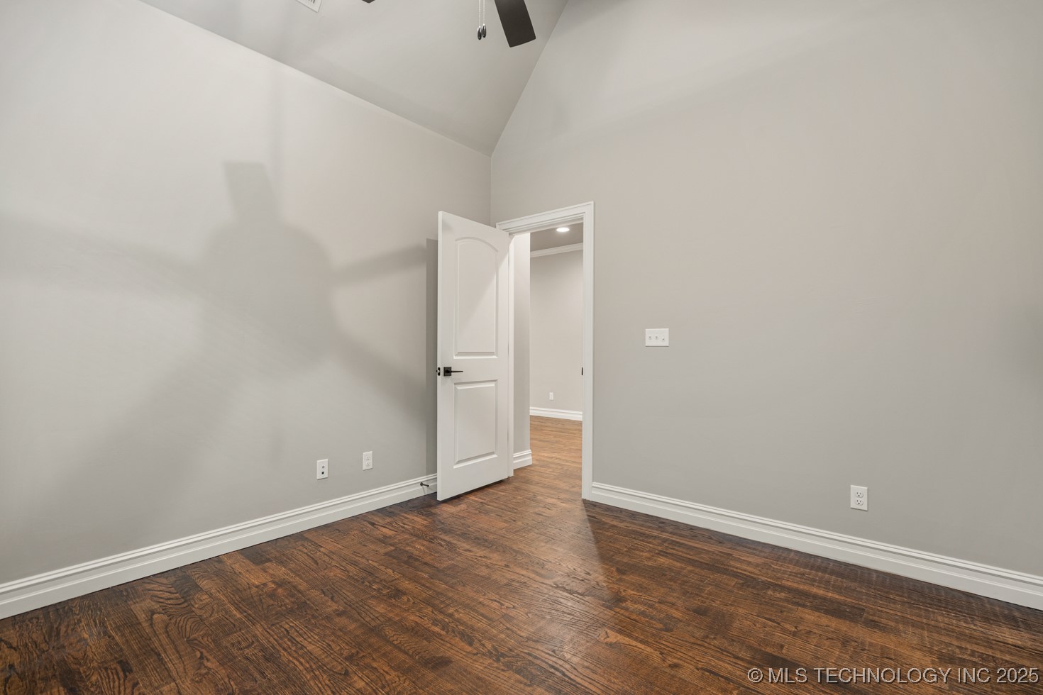 14504 E 80th Street North Property Photo 6