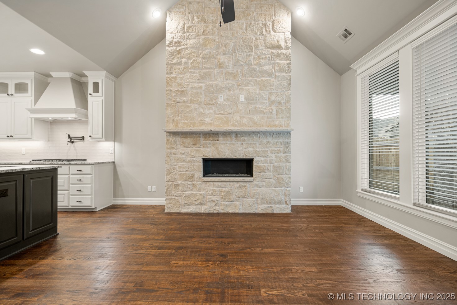 14504 E 80th Street North Property Photo 17