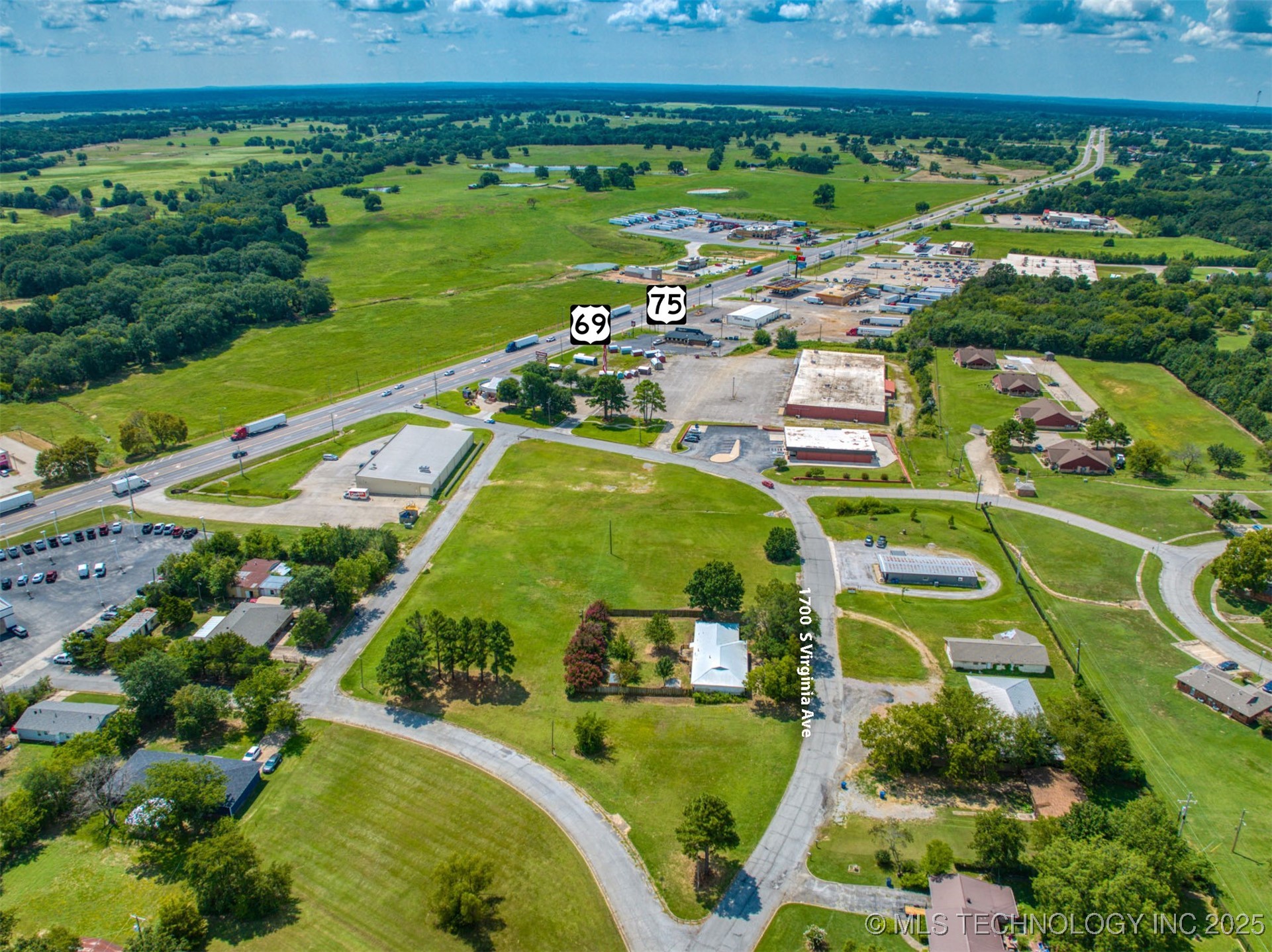 1700 Virginia Avenue Property Photo 2