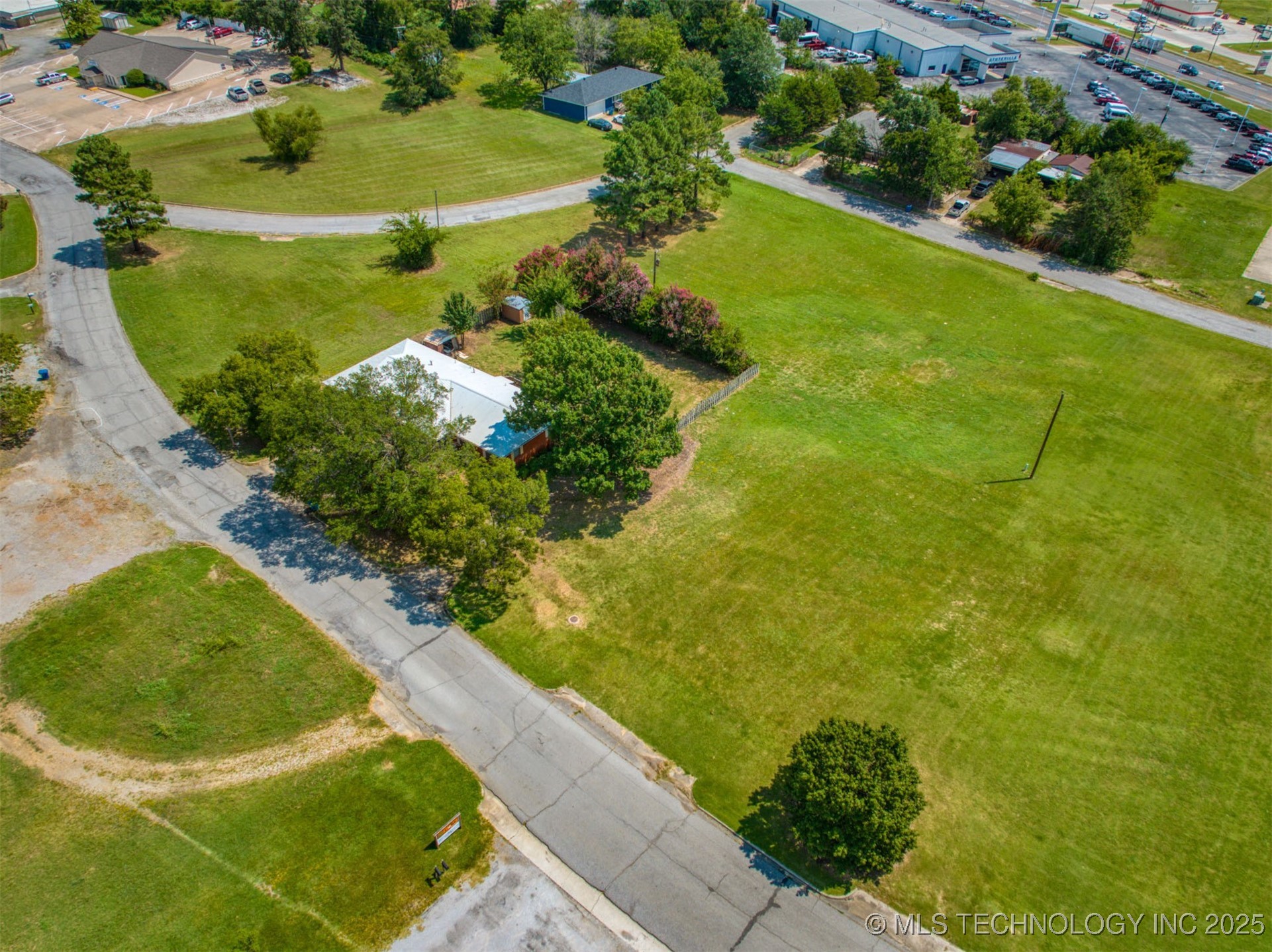 1700 Virginia Avenue Property Photo 4