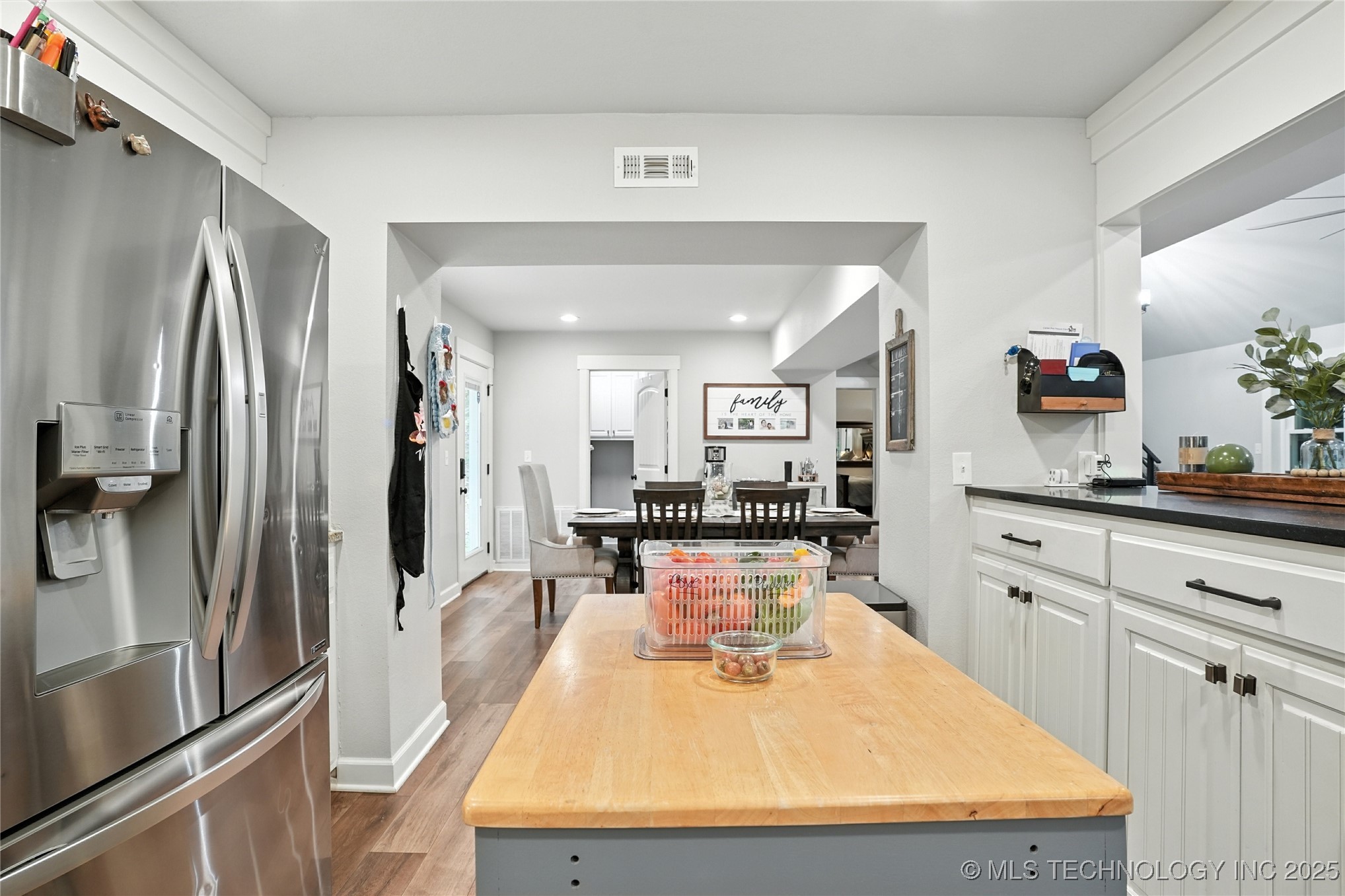 8759 W Rogers Boulevard Property Photo 10