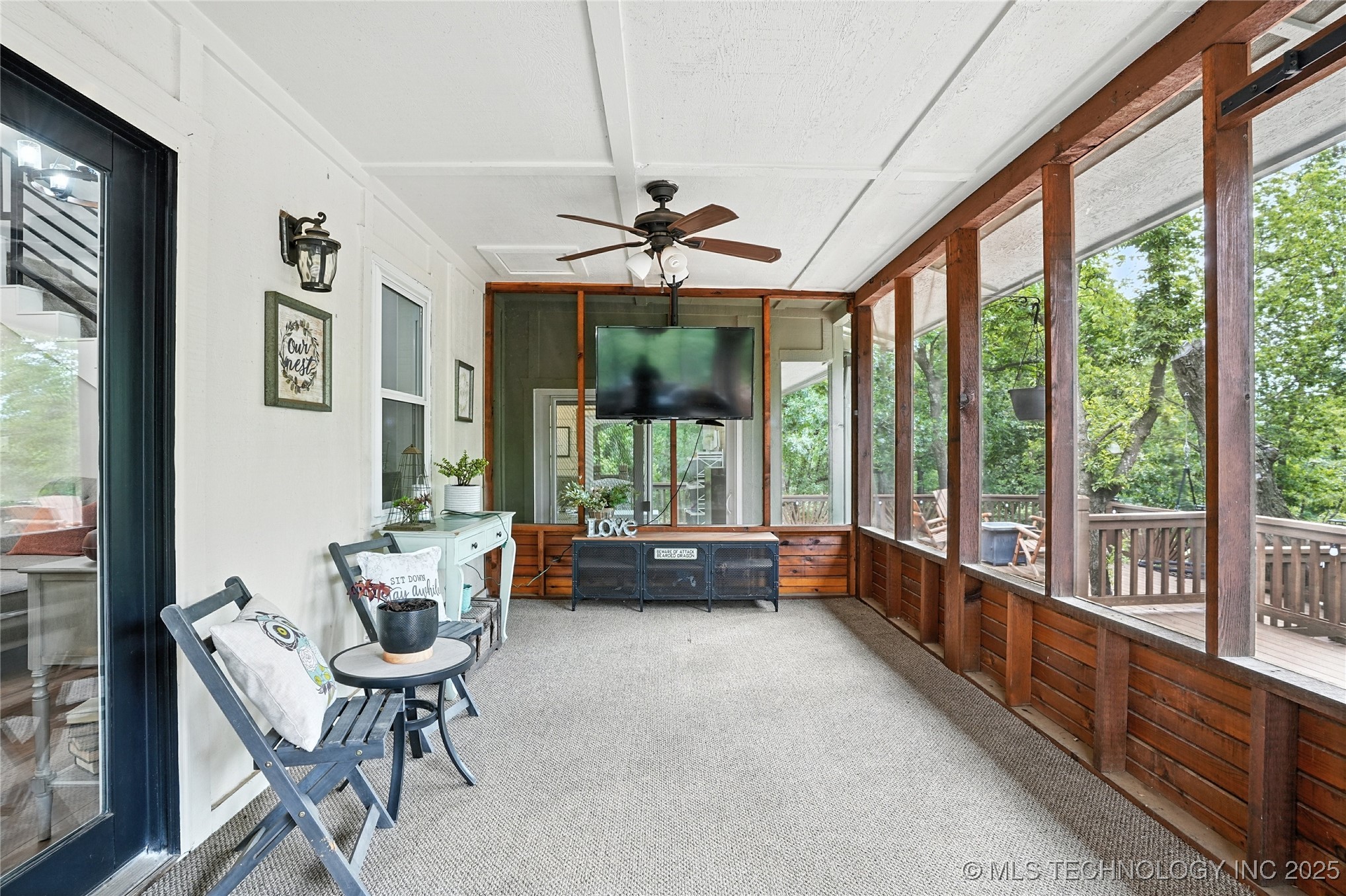 8759 W Rogers Boulevard Property Photo 28