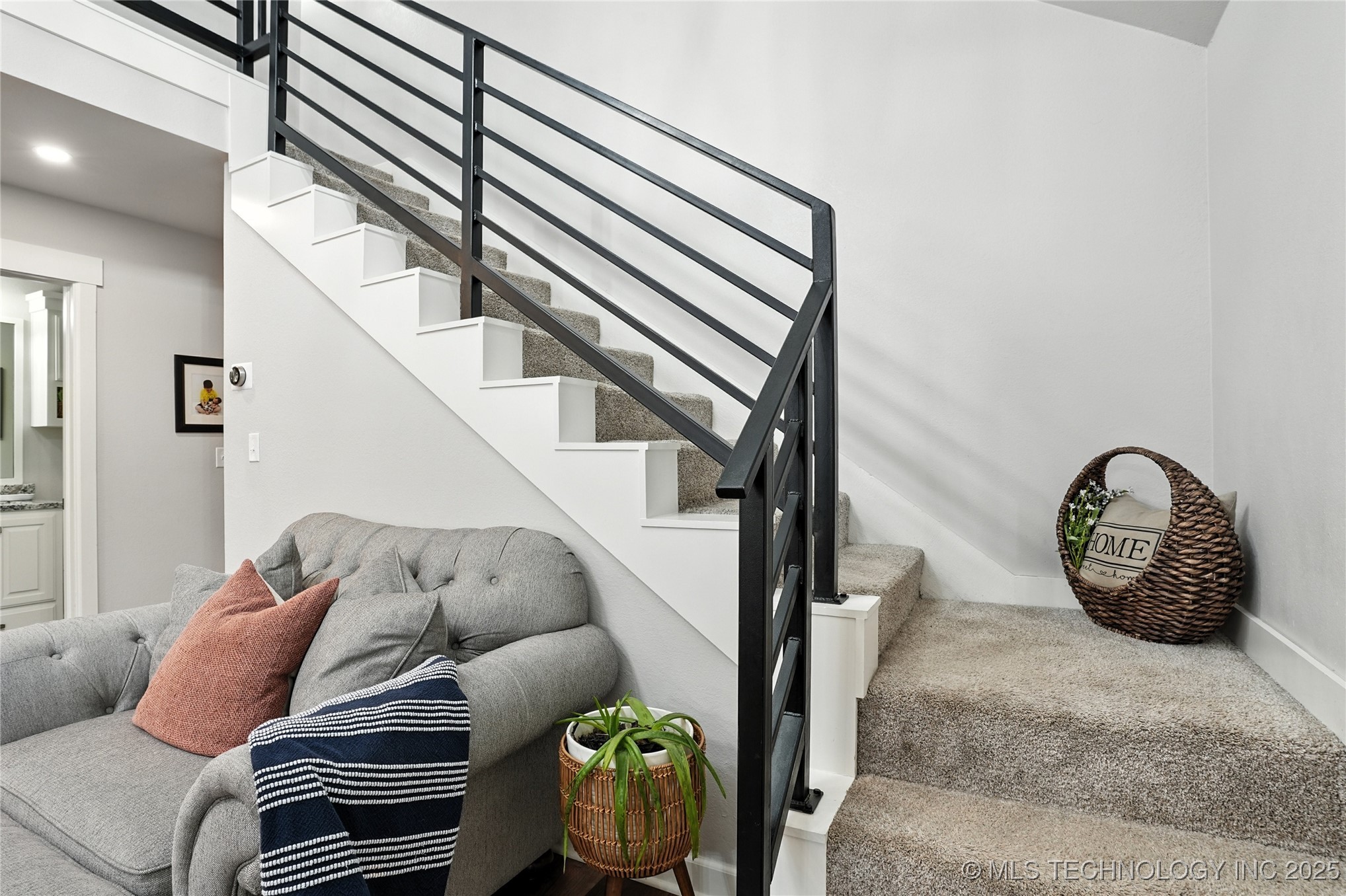 8759 W Rogers Boulevard Property Photo 29