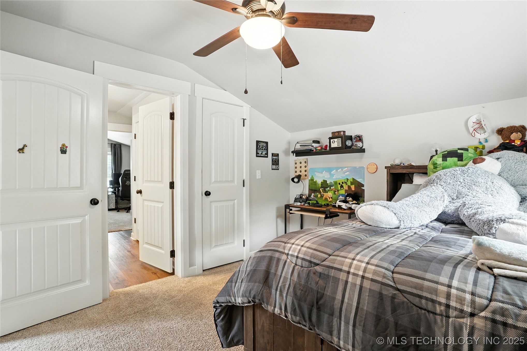 8759 W Rogers Boulevard Property Photo 31