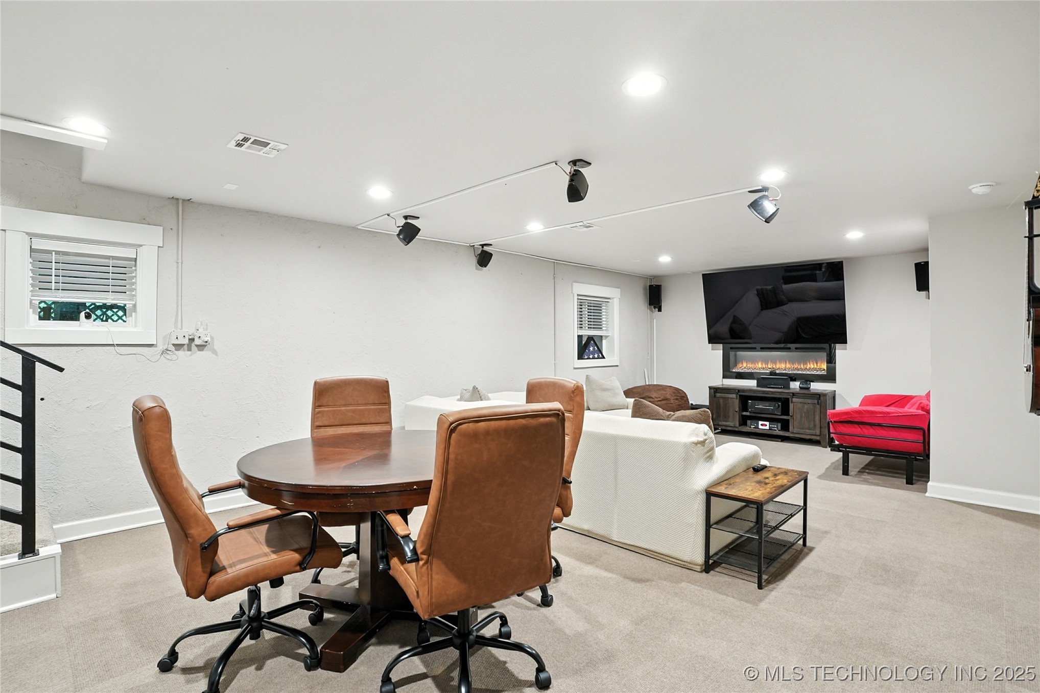 8759 W Rogers Boulevard Property Photo 39