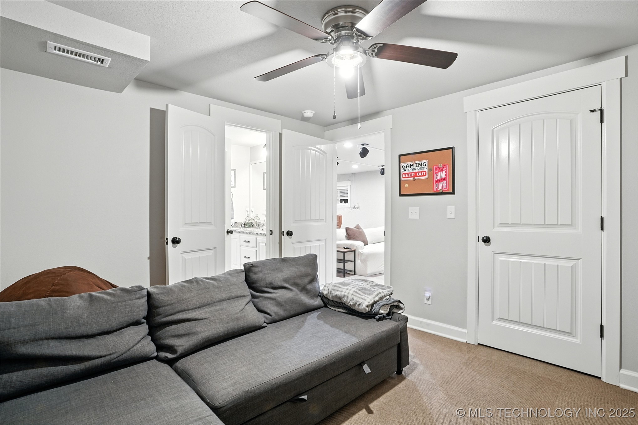 8759 W Rogers Boulevard Property Photo 41