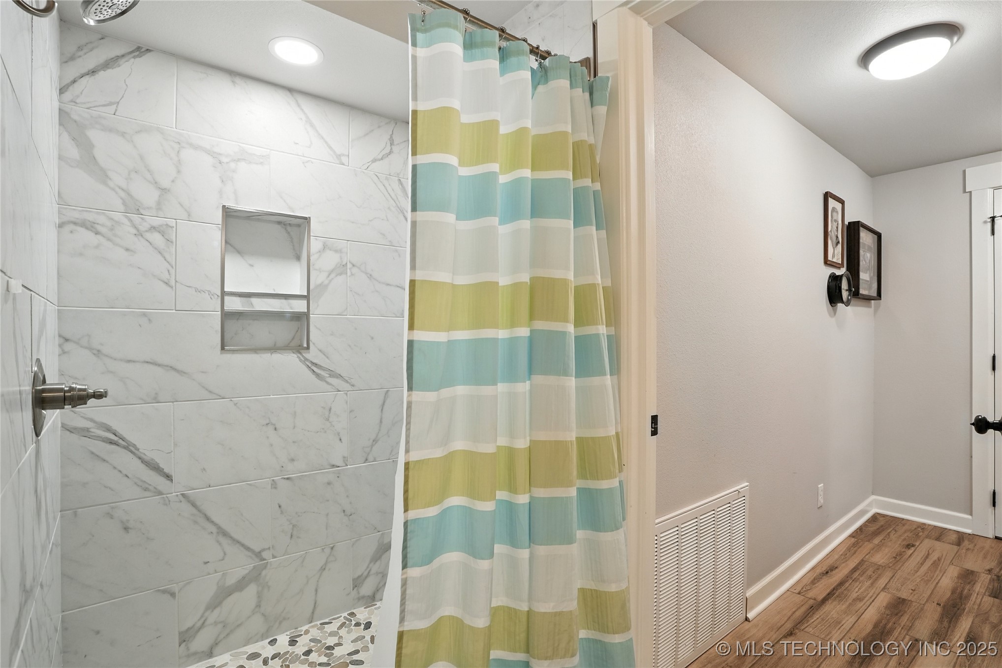 8759 W Rogers Boulevard Property Photo 43