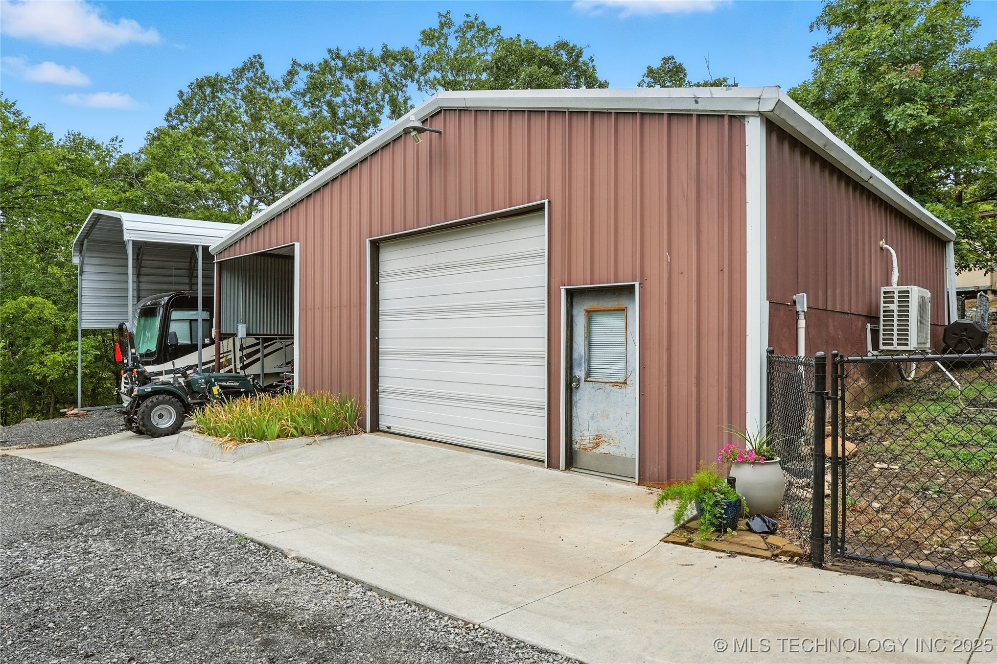 8759 W Rogers Boulevard Property Photo 58