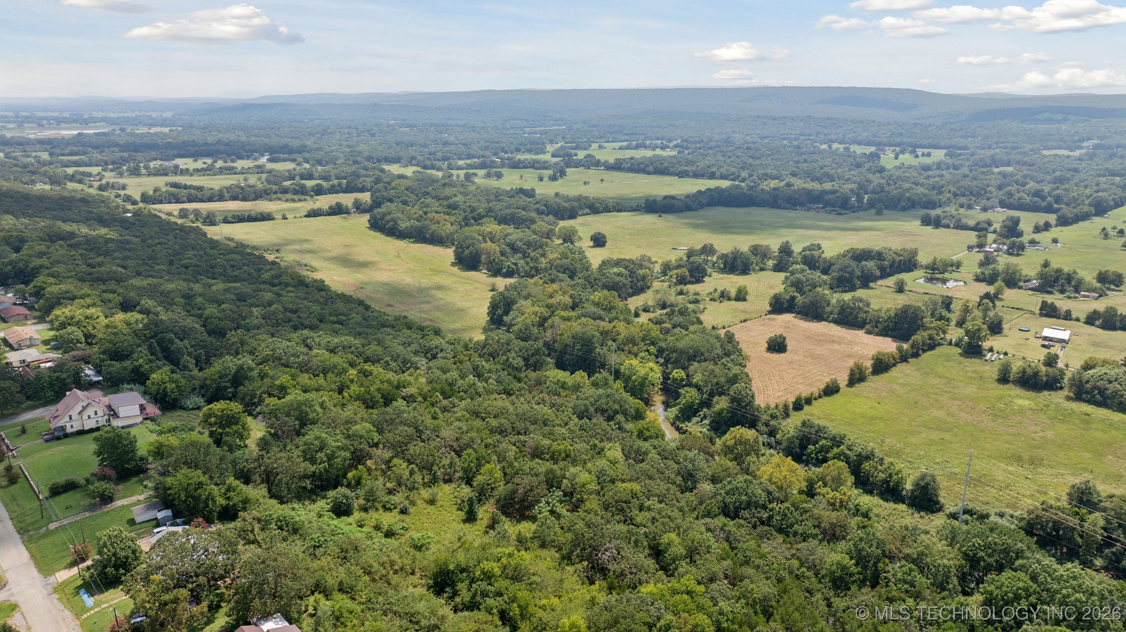 102nd Road Property Photo 32