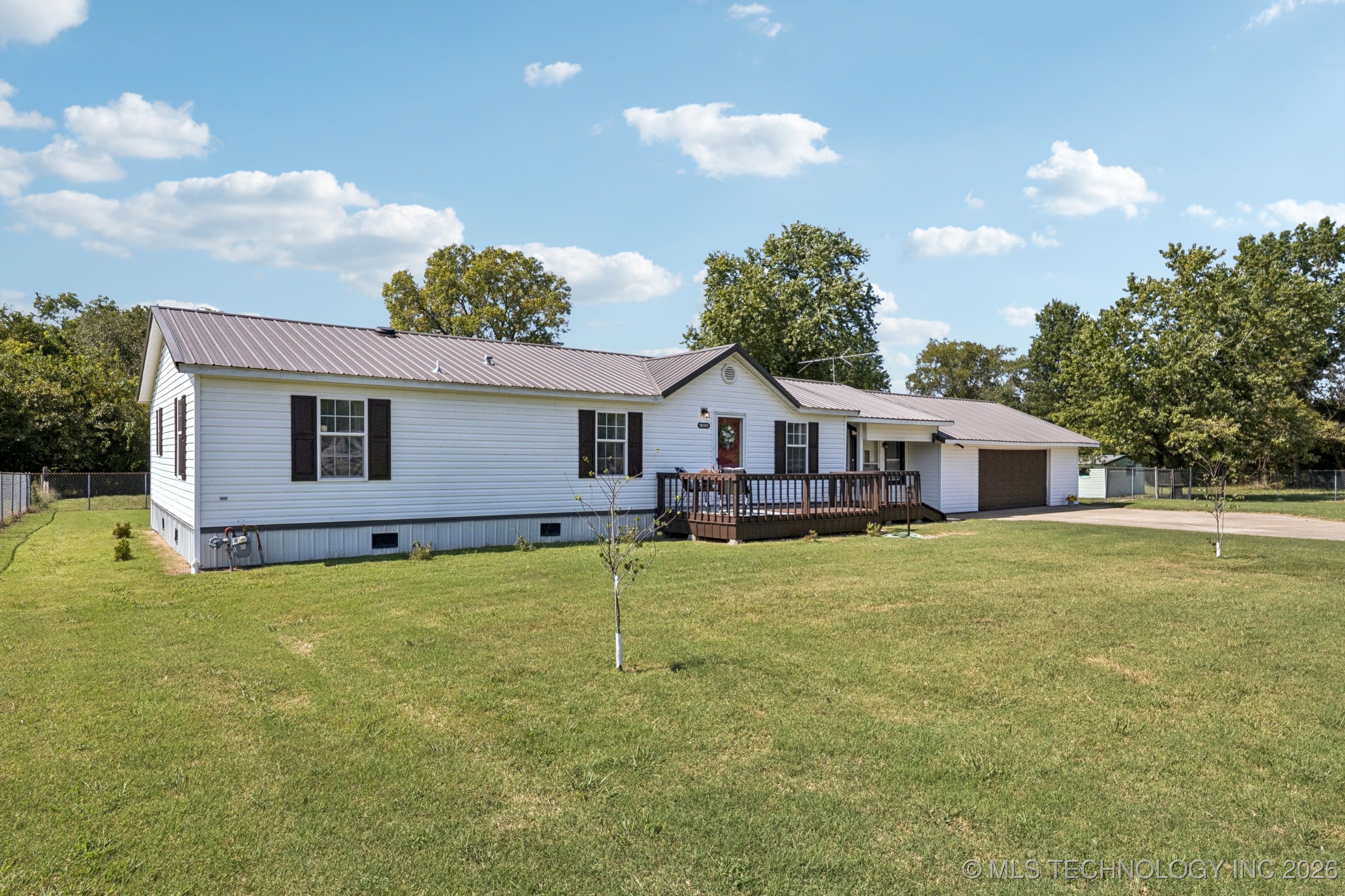 16165 Prairie Bell Road Property Photo 2