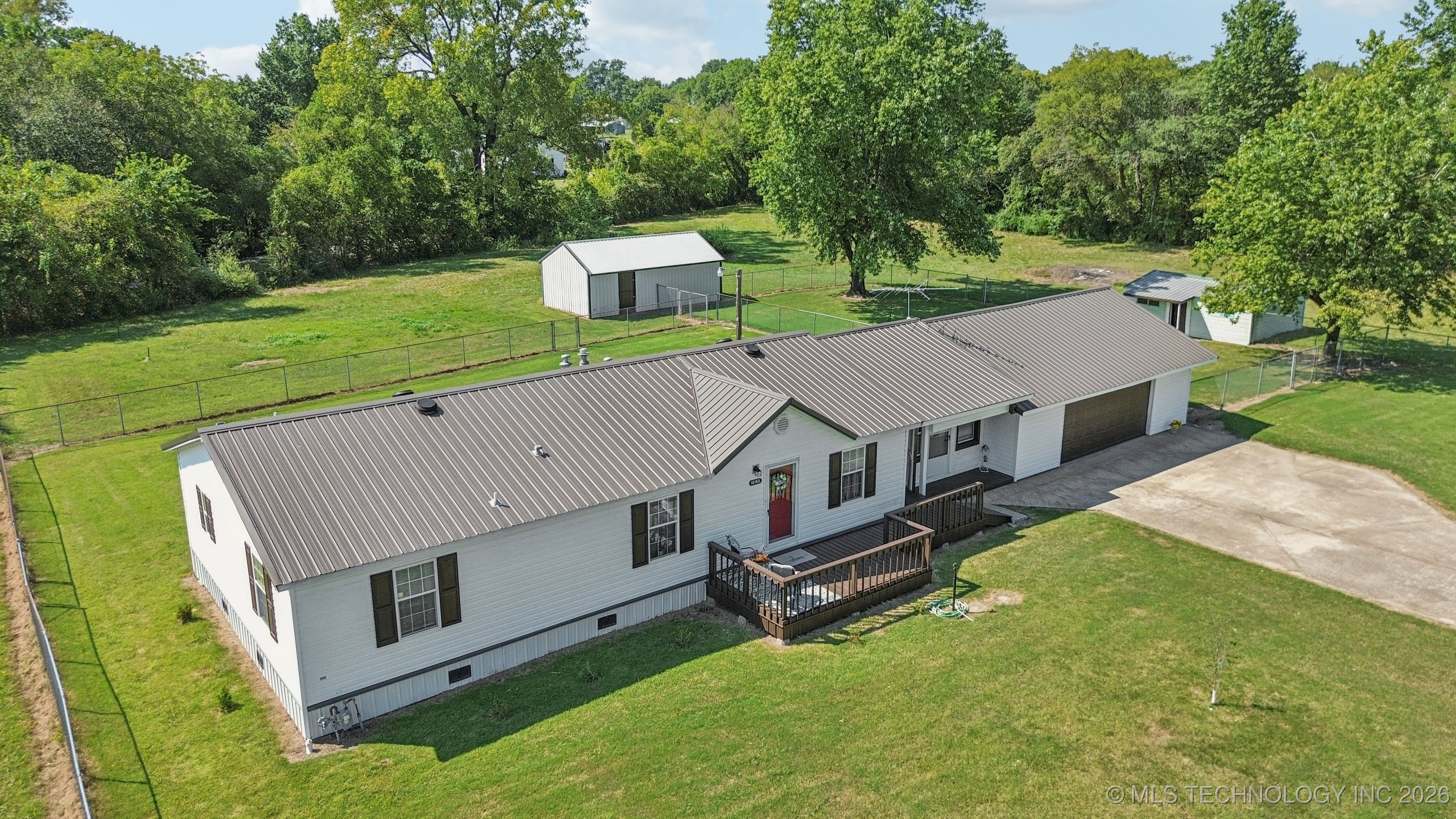 16165 Prairie Bell Road Property Photo 3