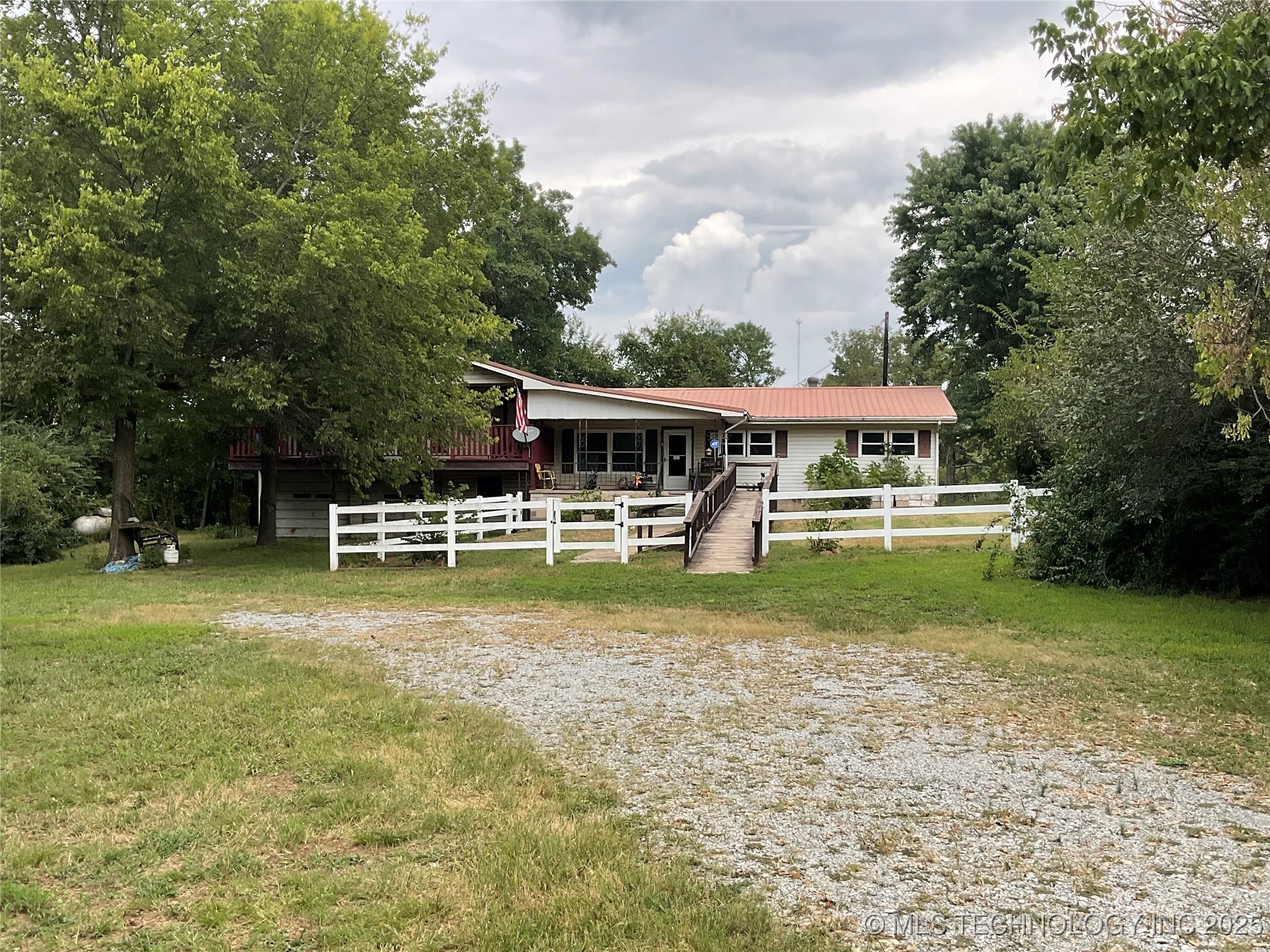 73911 S 4677 Road Property Photo 1