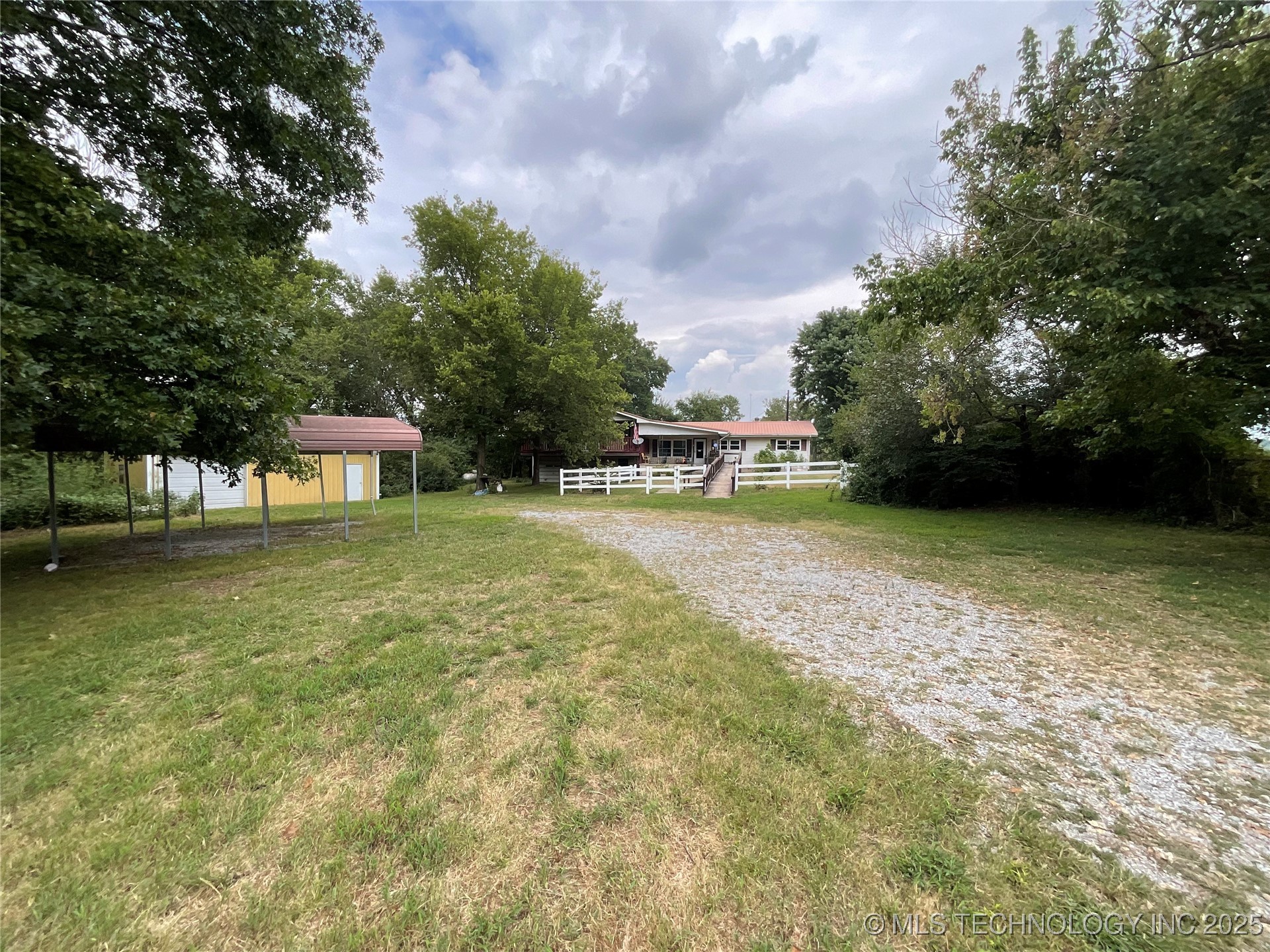 73911 S 4677 Road Property Photo 2