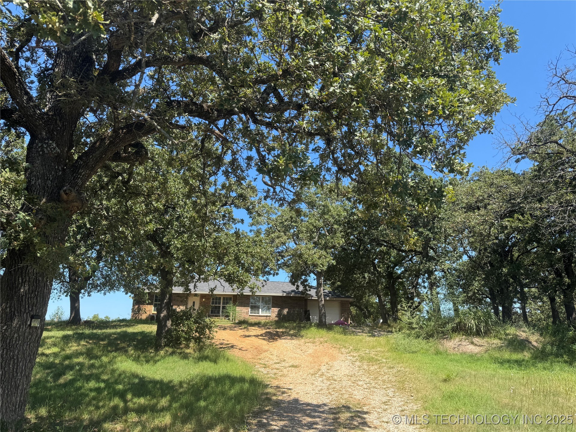 1416 Richland Property Photo 1