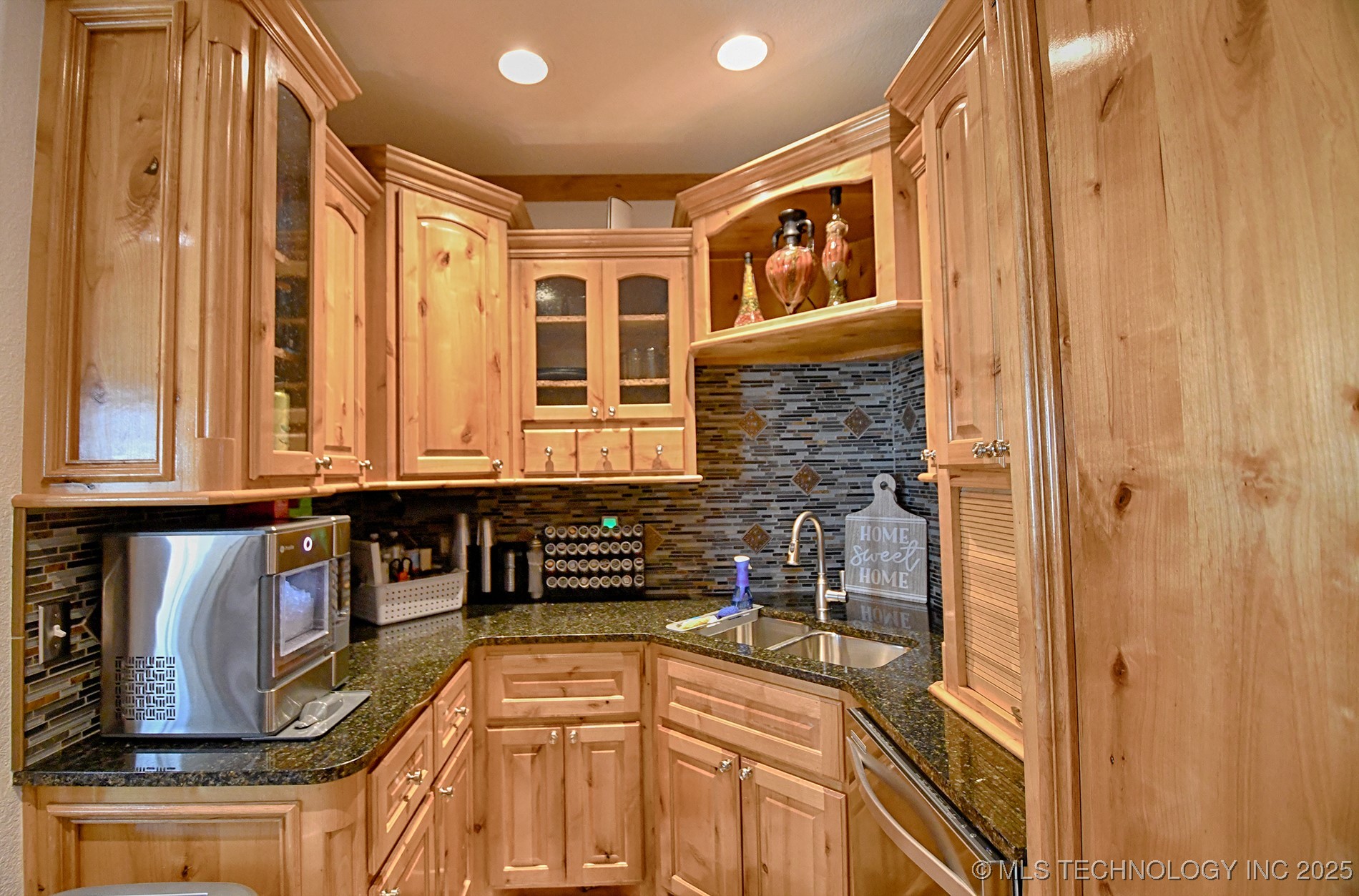 460181 E 1120 Road Property Photo 11