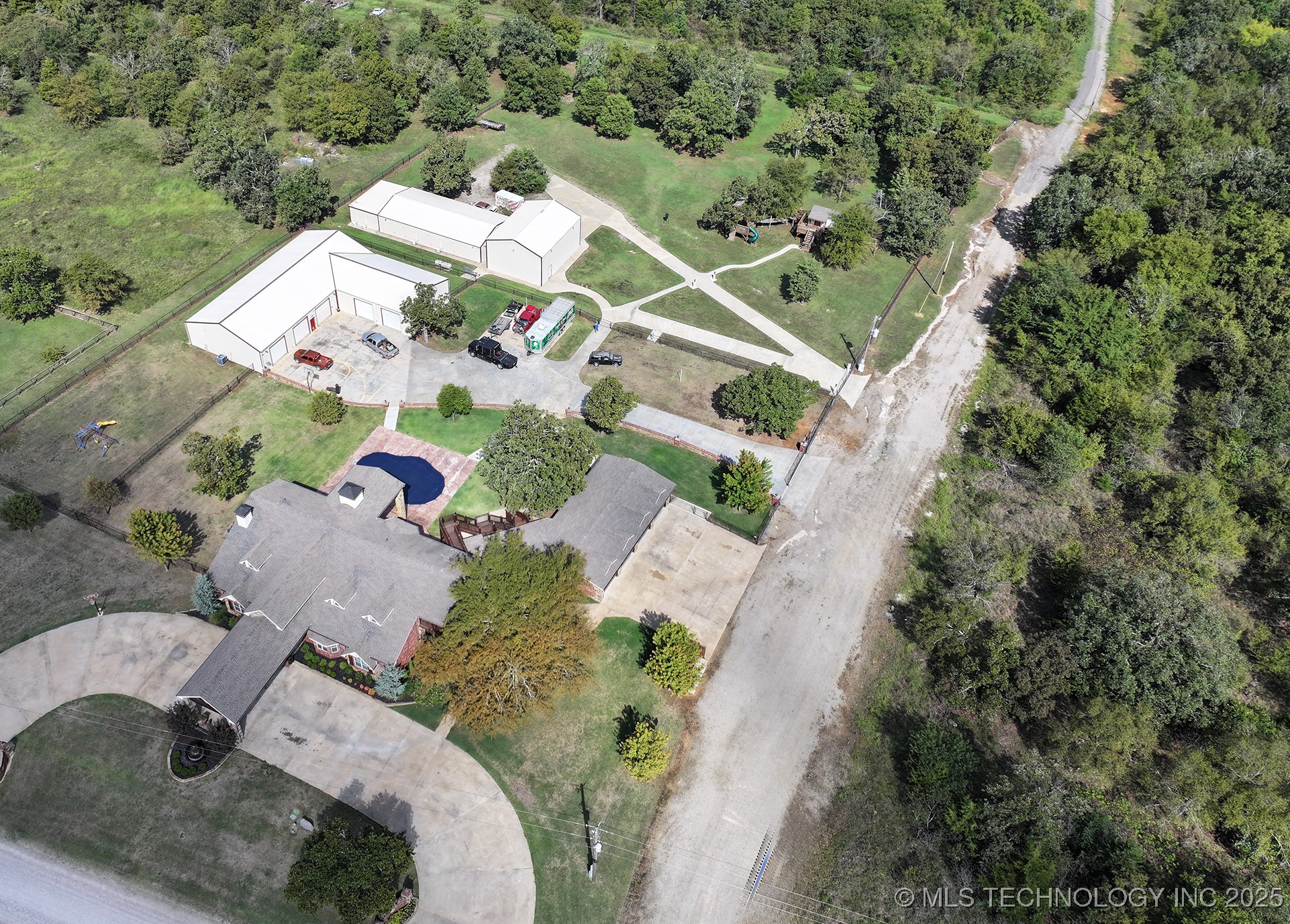 460181 E 1120 Road Property Photo 45