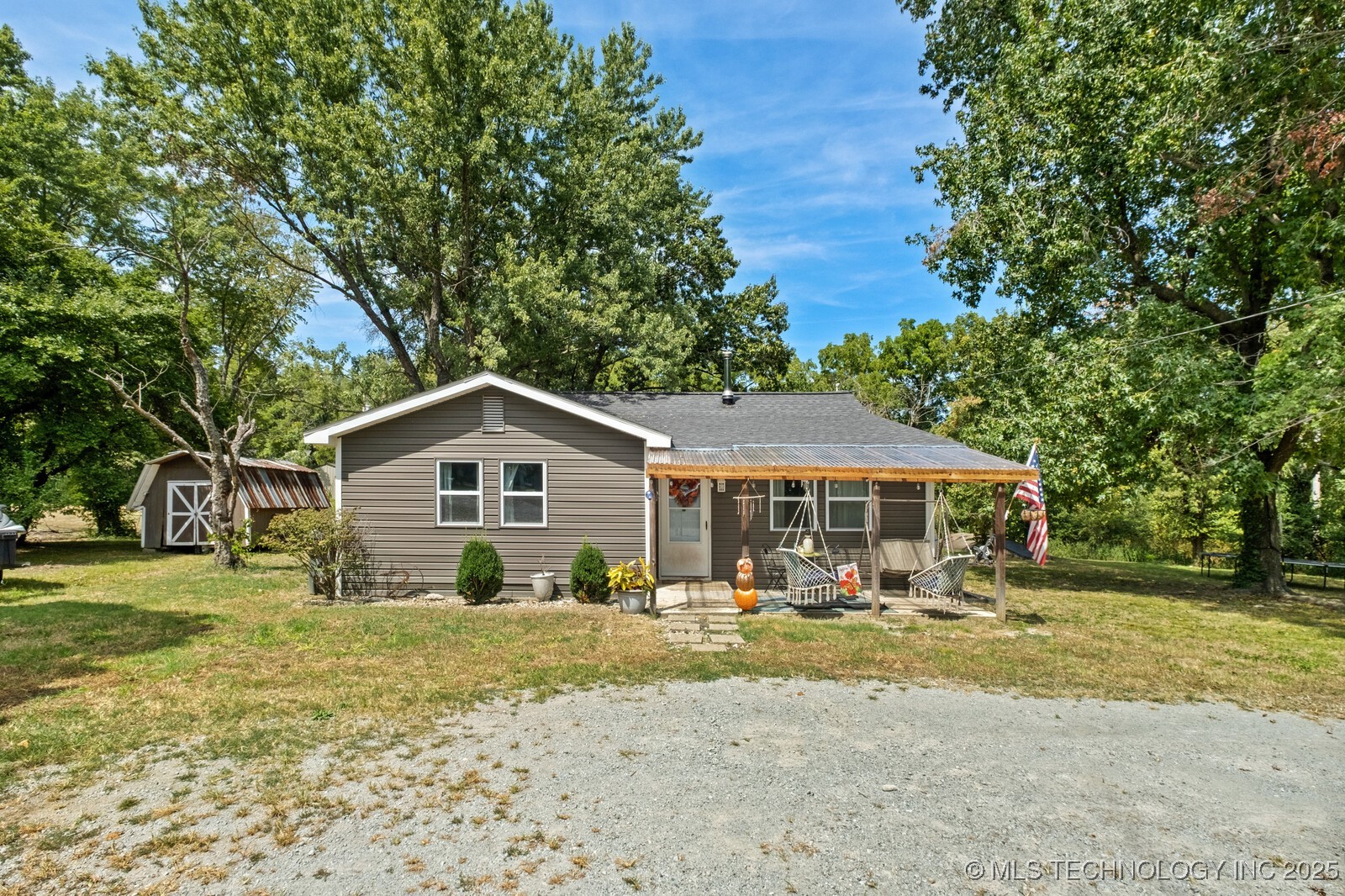 901 W Cherokee Property Photo 1