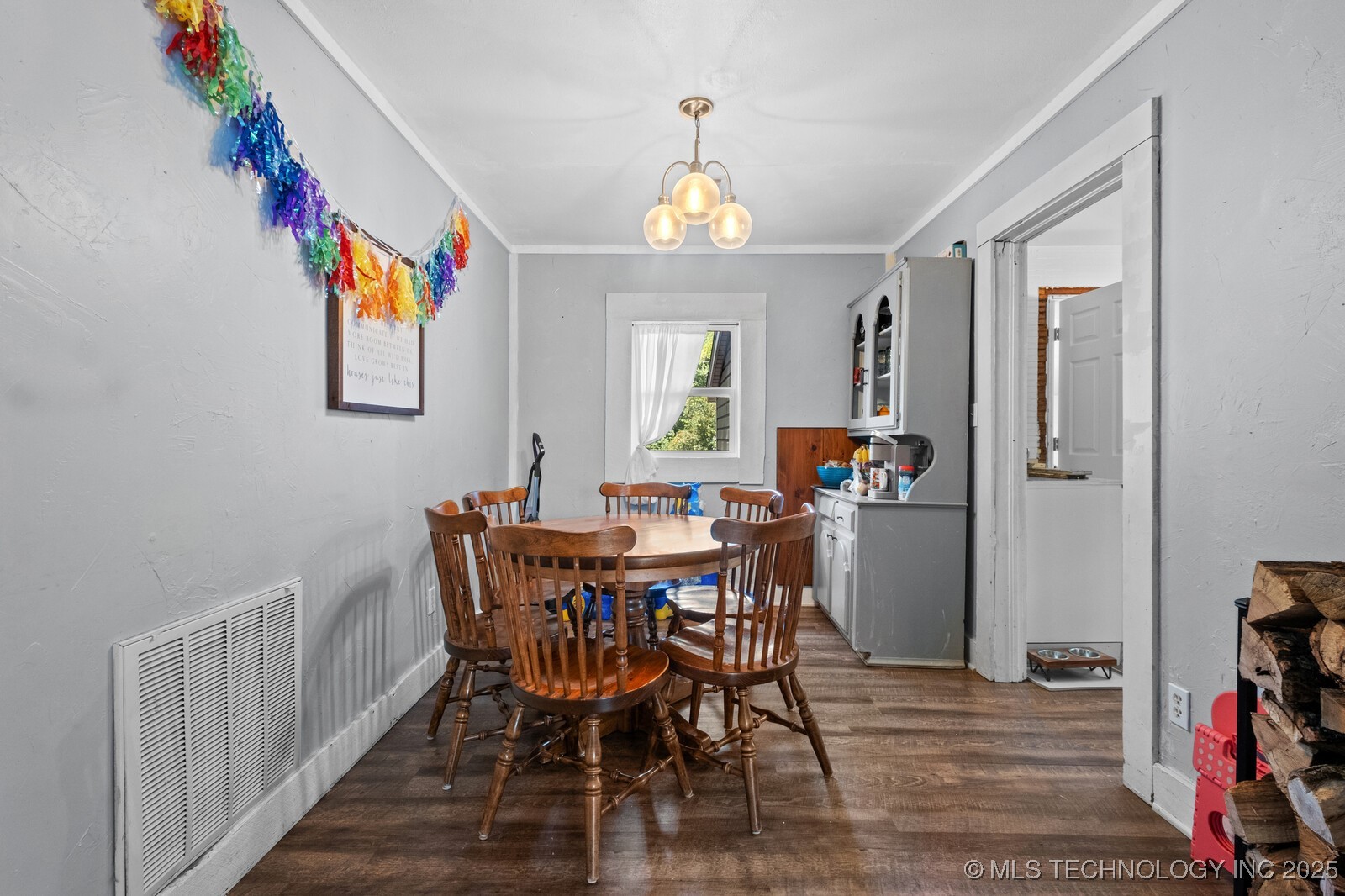 901 W Cherokee Property Photo 14