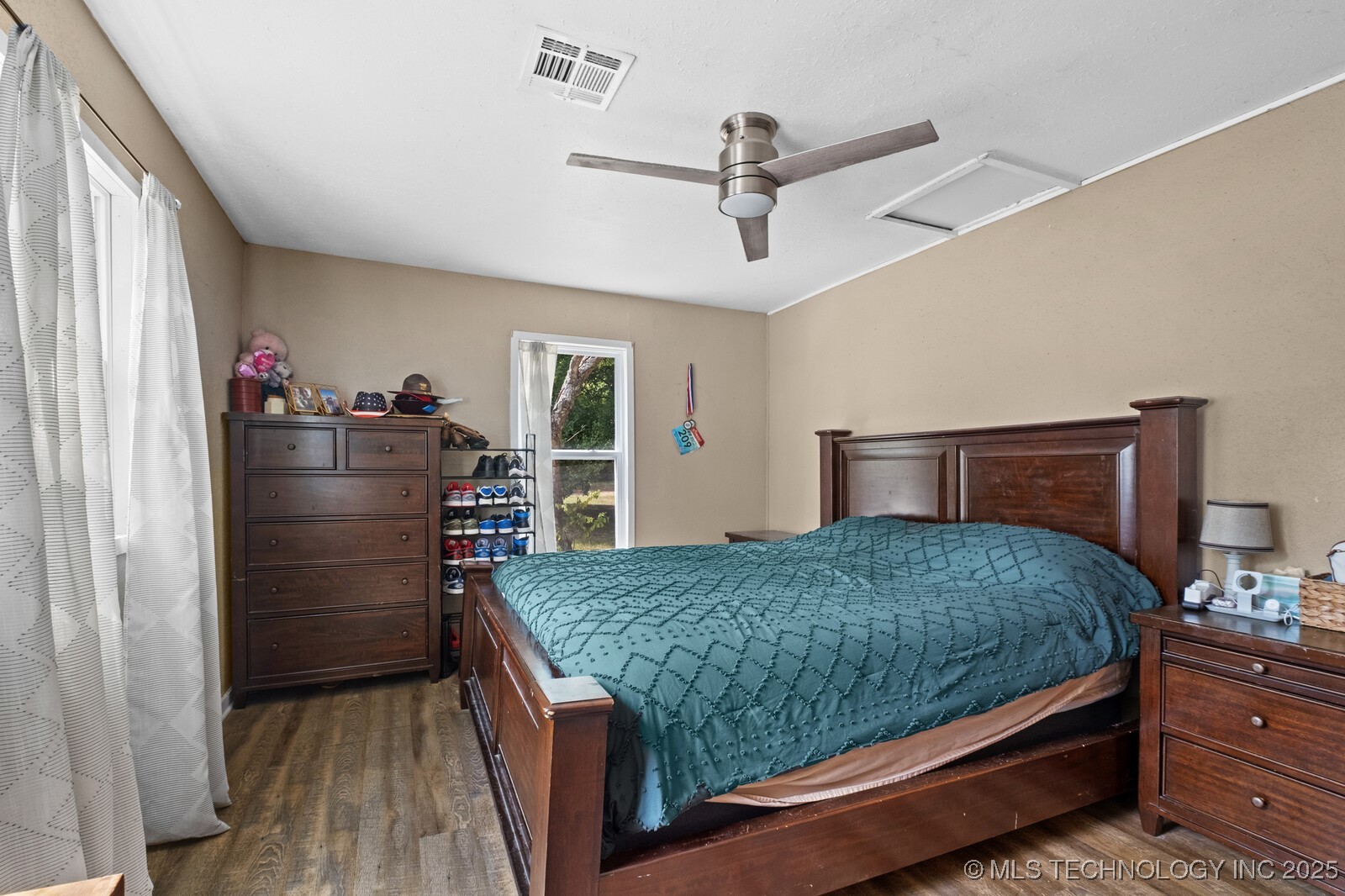 901 W Cherokee Property Photo 15