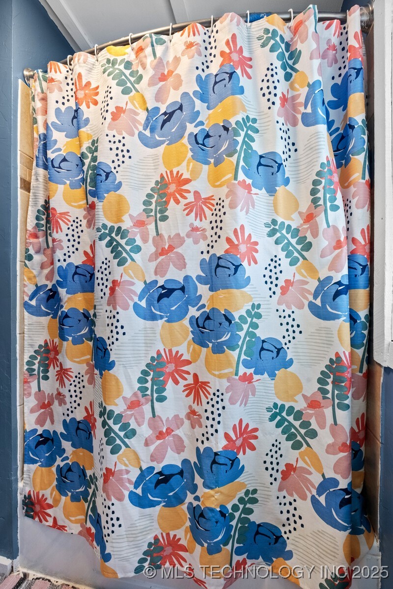 901 W Cherokee Property Photo 17