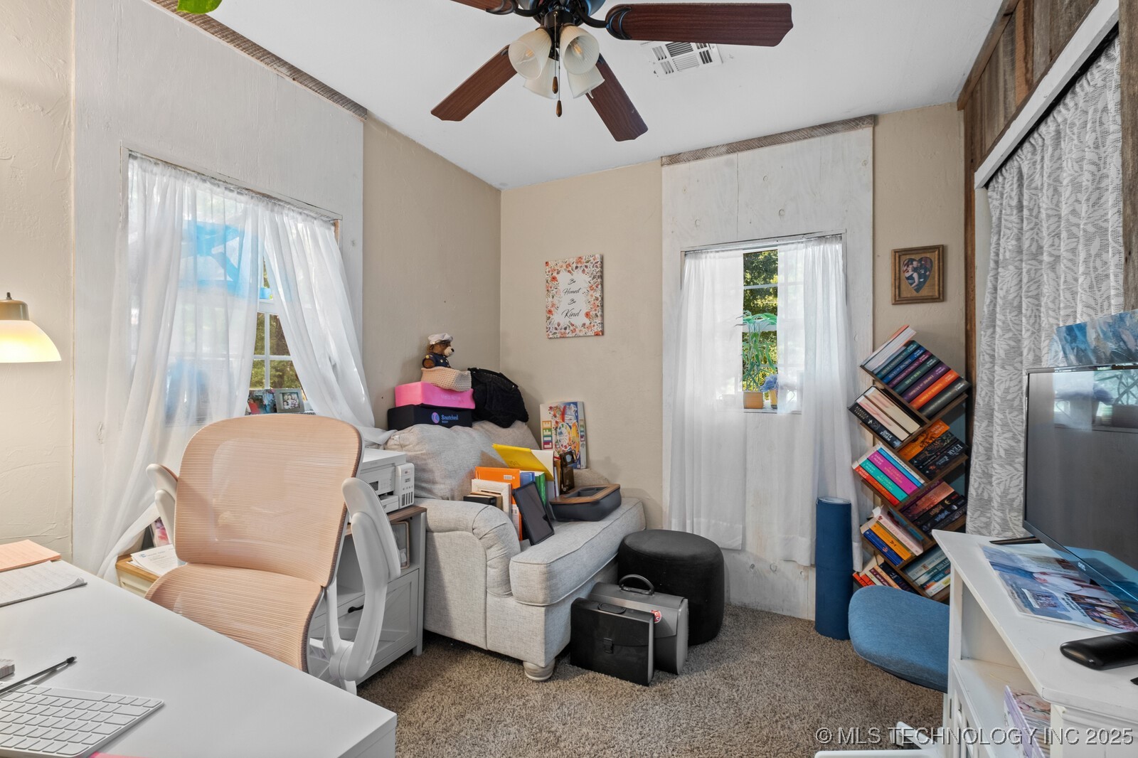 901 W Cherokee Property Photo 19